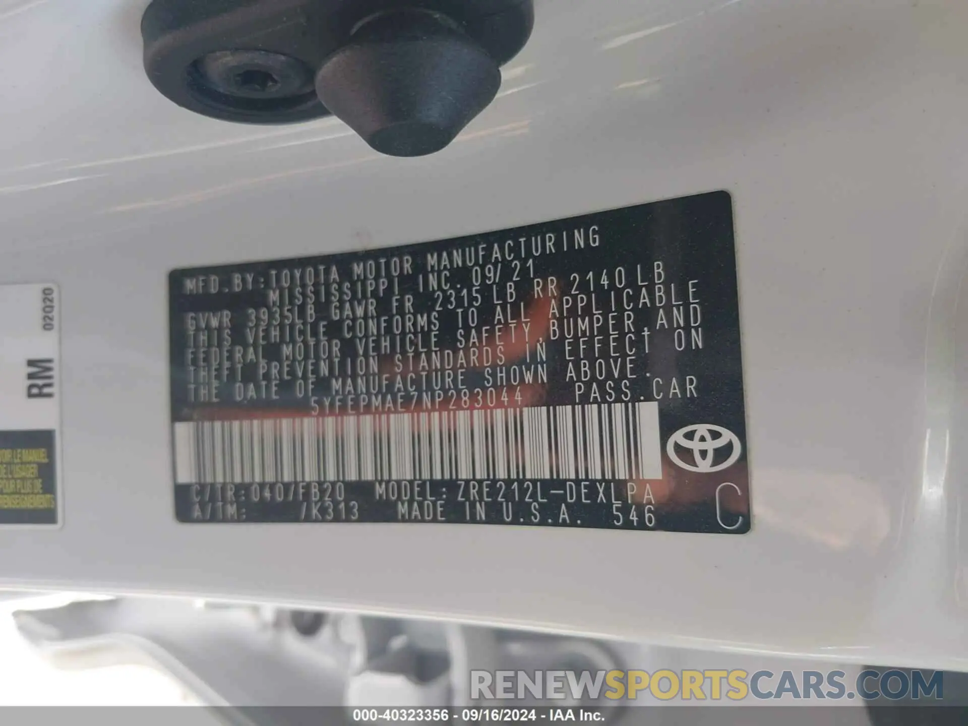 9 Photograph of a damaged car 5YFEPMAE7NP283044 TOYOTA COROLLA 2022