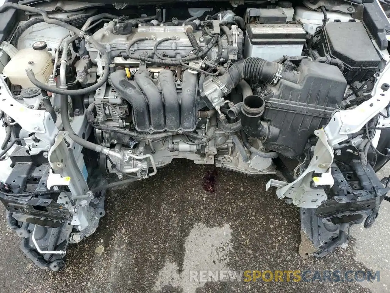 11 Photograph of a damaged car 5YFEPMAE7NP284050 TOYOTA COROLLA 2022