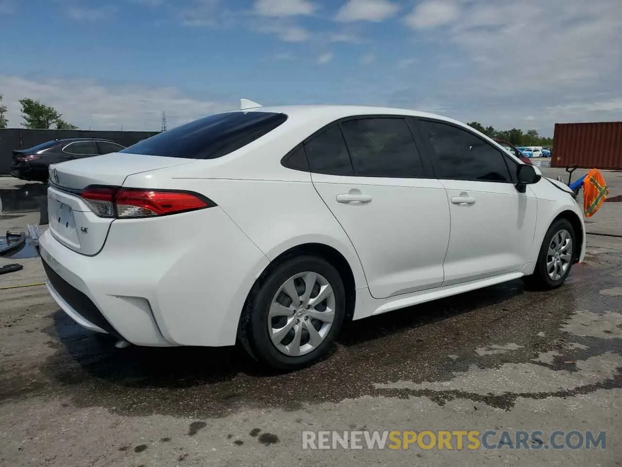 3 Photograph of a damaged car 5YFEPMAE7NP284050 TOYOTA COROLLA 2022