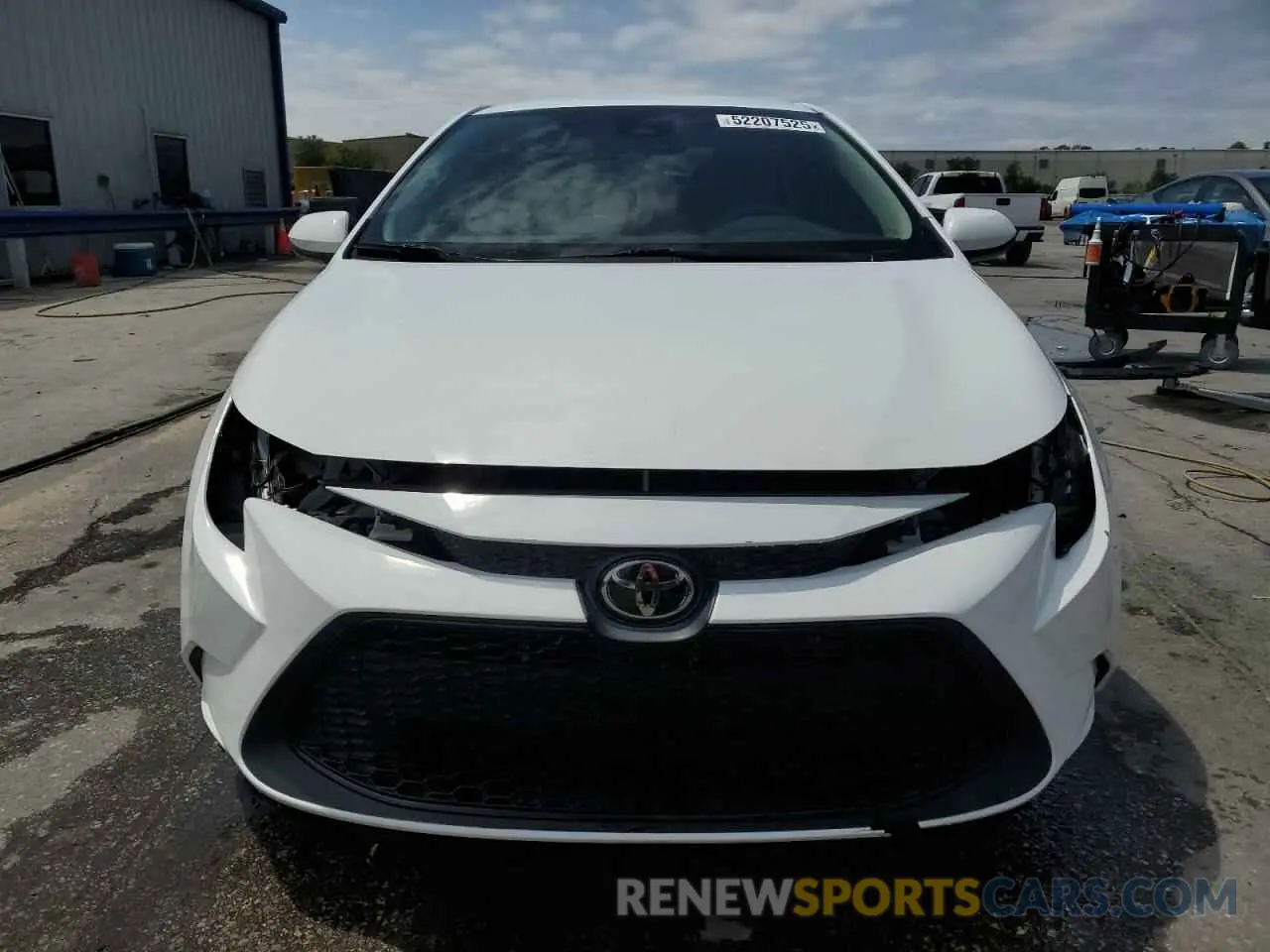5 Photograph of a damaged car 5YFEPMAE7NP284050 TOYOTA COROLLA 2022
