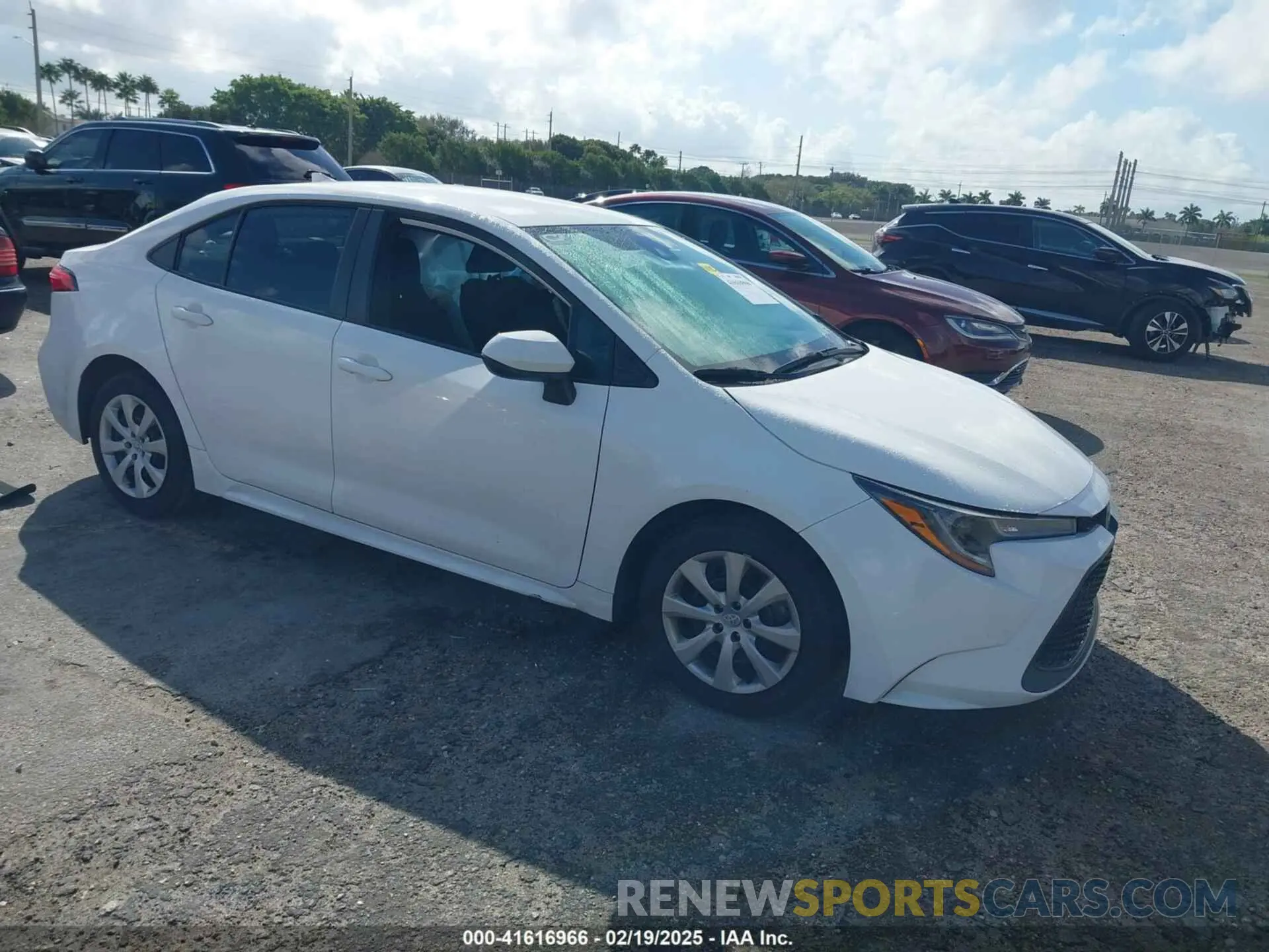 1 Photograph of a damaged car 5YFEPMAE7NP284551 TOYOTA COROLLA 2022