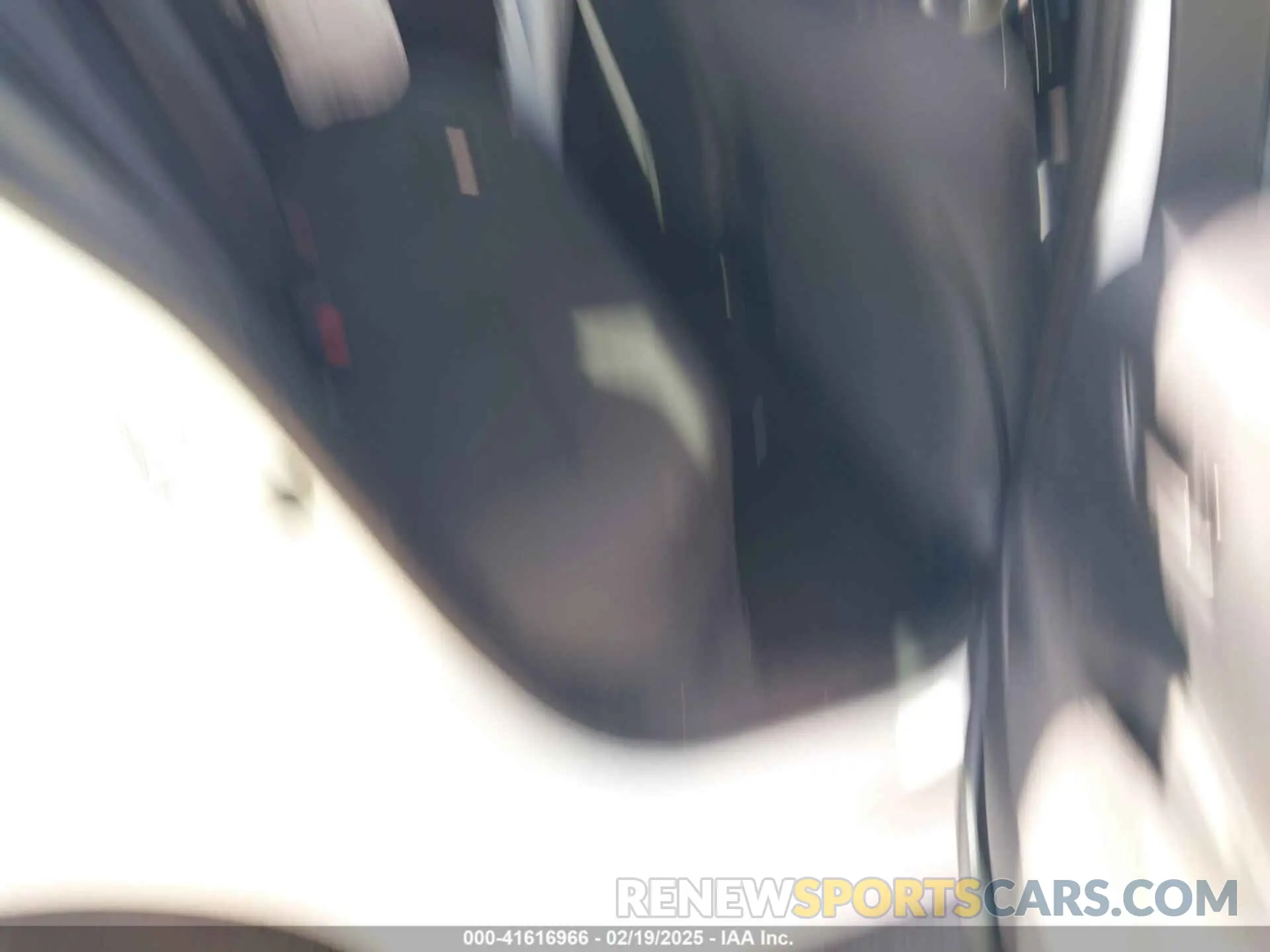 8 Photograph of a damaged car 5YFEPMAE7NP284551 TOYOTA COROLLA 2022
