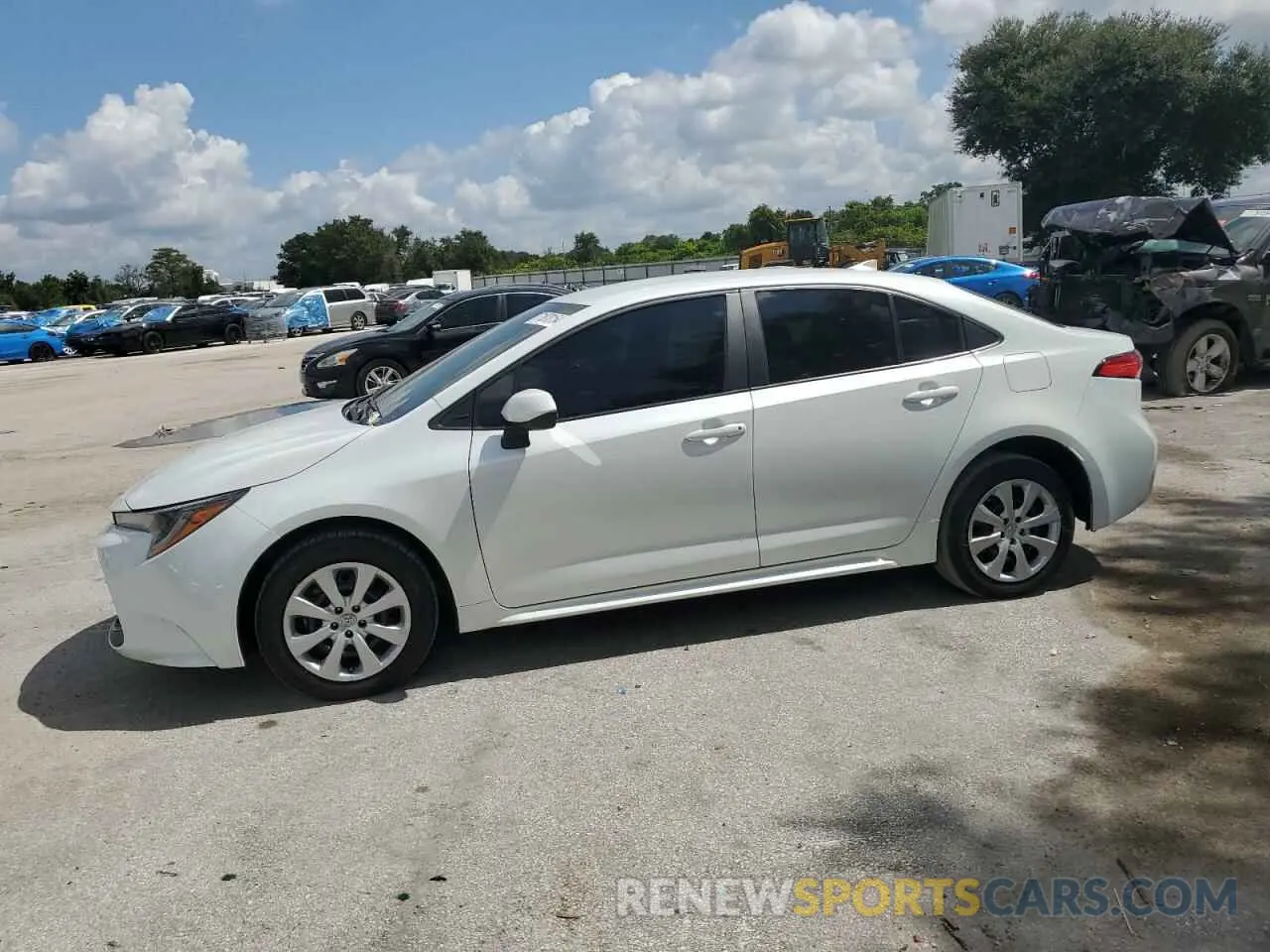 1 Photograph of a damaged car 5YFEPMAE7NP295372 TOYOTA COROLLA 2022