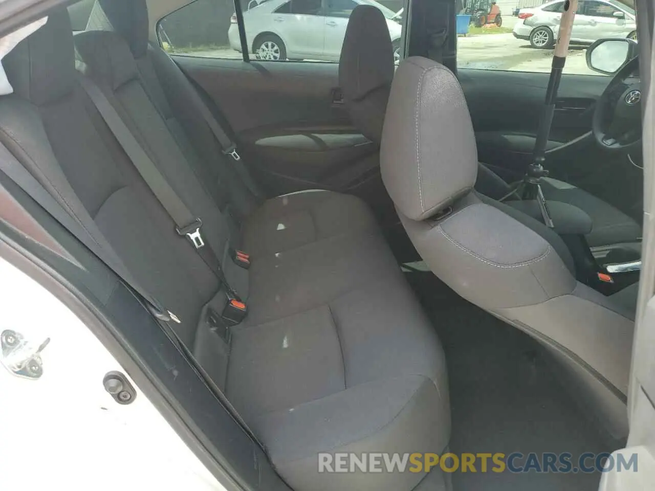 10 Photograph of a damaged car 5YFEPMAE7NP295372 TOYOTA COROLLA 2022