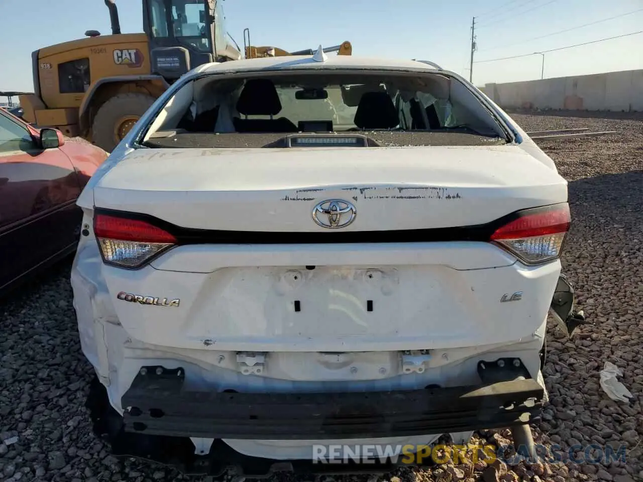 6 Photograph of a damaged car 5YFEPMAE7NP296666 TOYOTA COROLLA 2022