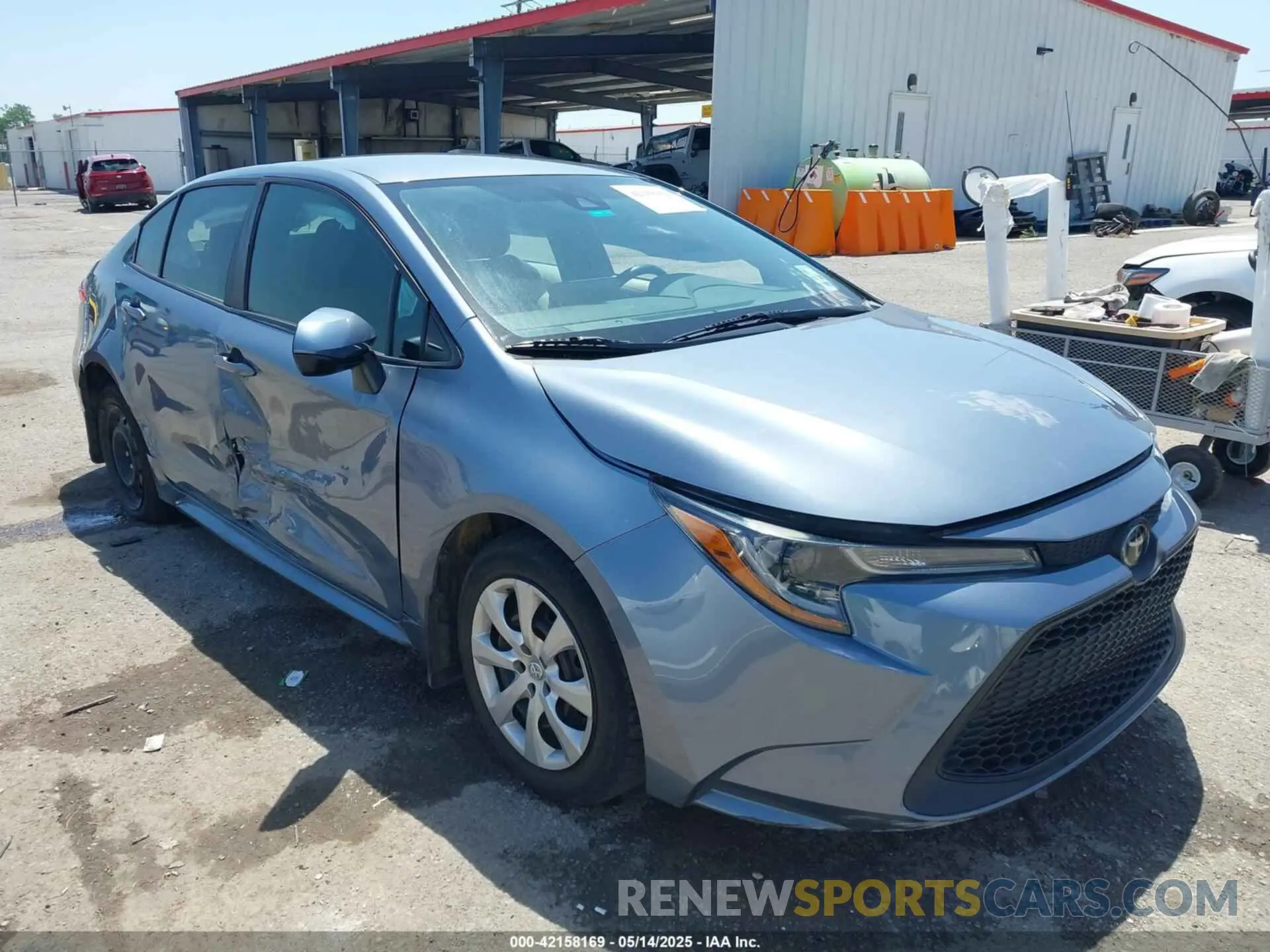 1 Photograph of a damaged car 5YFEPMAE7NP298207 TOYOTA COROLLA 2022