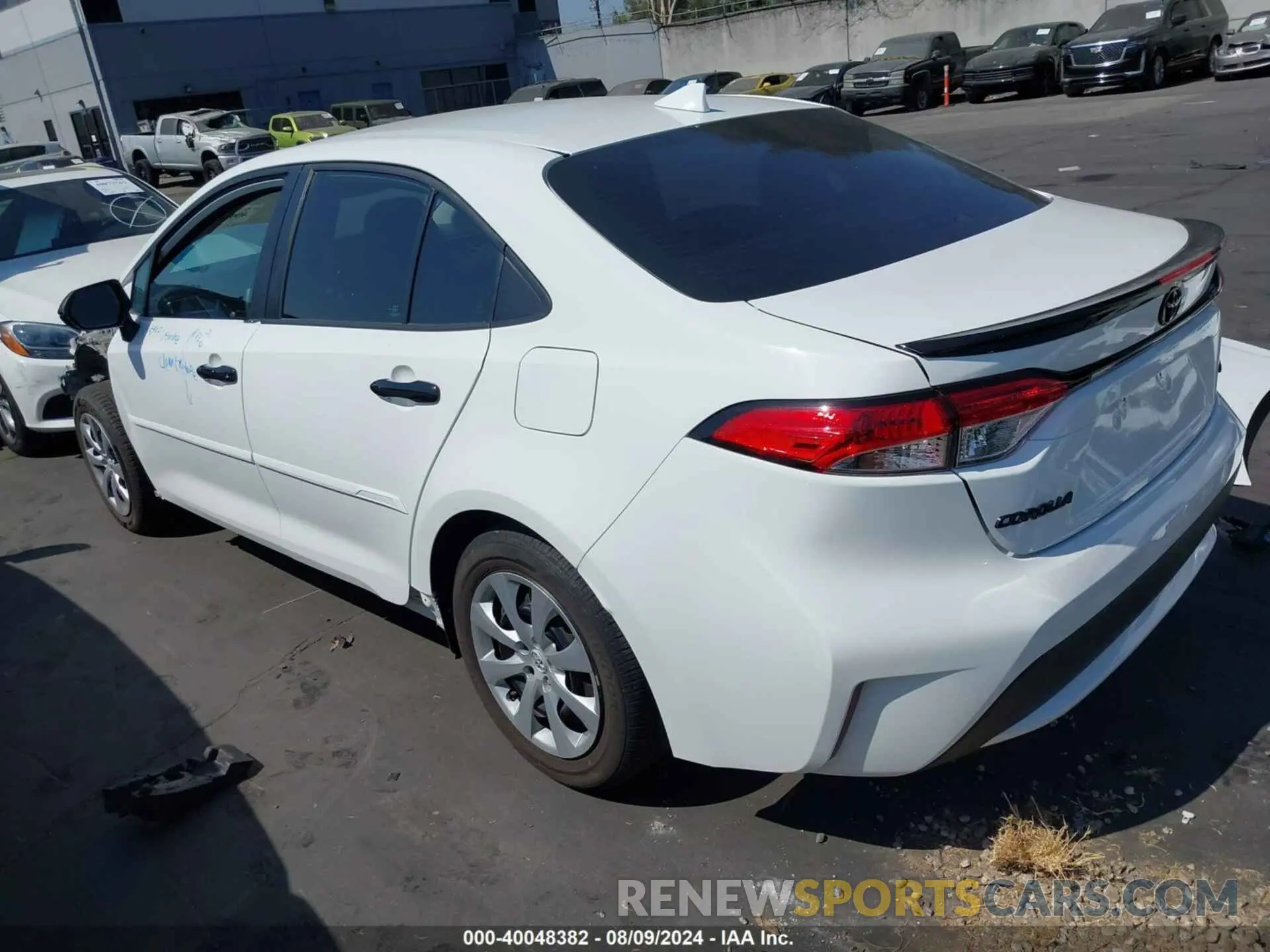 3 Photograph of a damaged car 5YFEPMAE7NP298823 TOYOTA COROLLA 2022