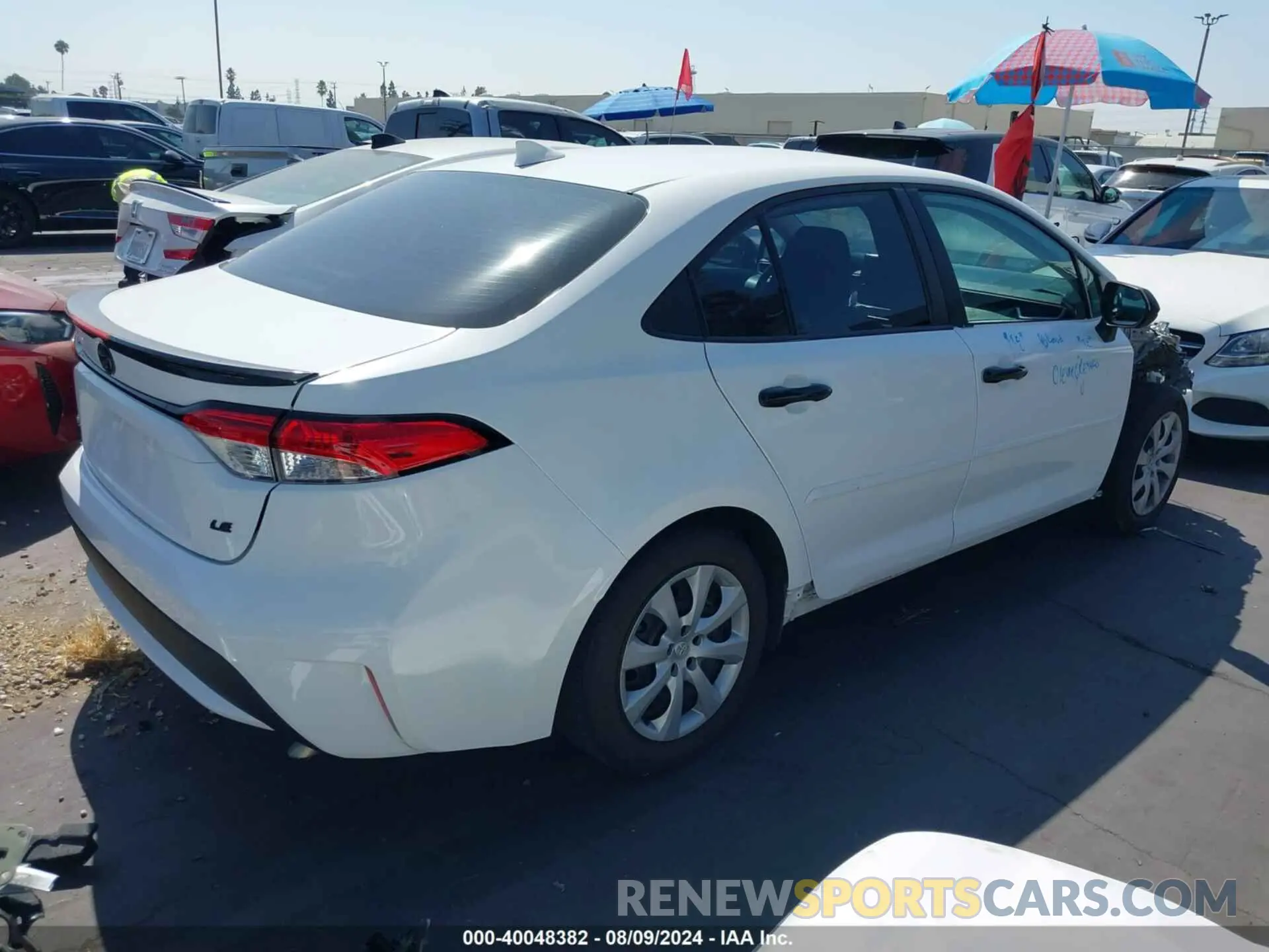 4 Photograph of a damaged car 5YFEPMAE7NP298823 TOYOTA COROLLA 2022