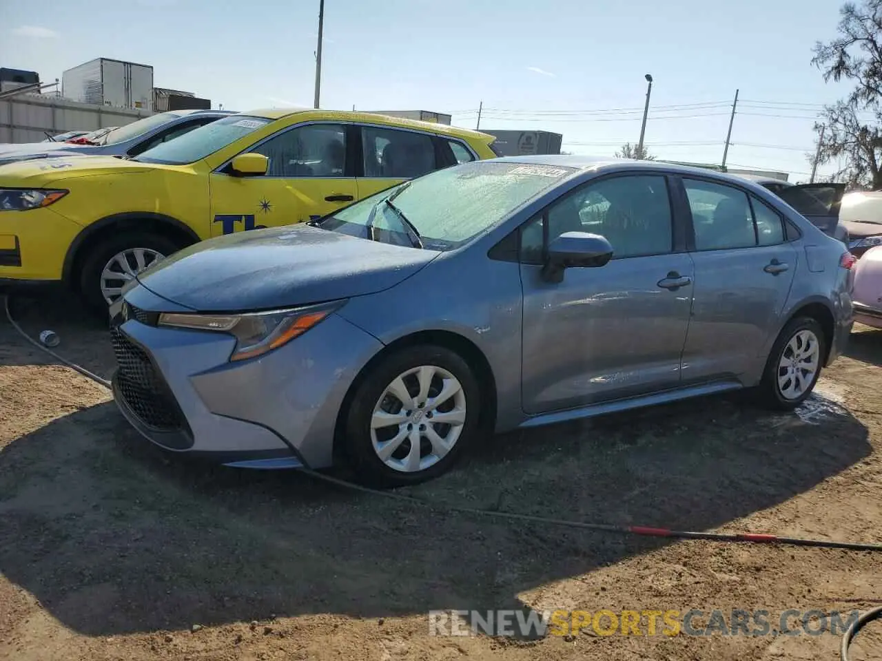 1 Photograph of a damaged car 5YFEPMAE7NP299518 TOYOTA COROLLA 2022