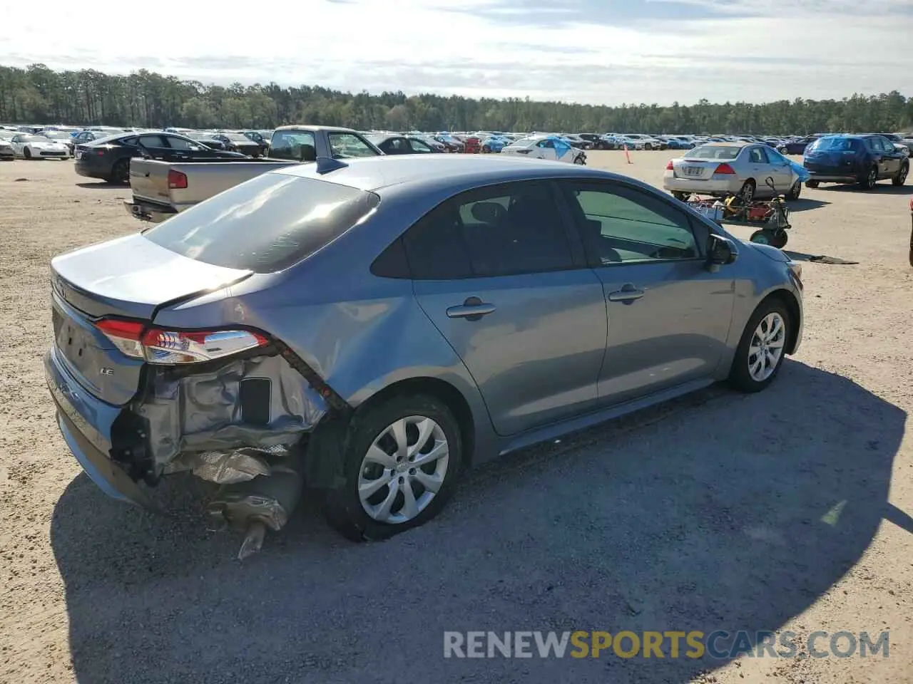 3 Photograph of a damaged car 5YFEPMAE7NP300702 TOYOTA COROLLA 2022