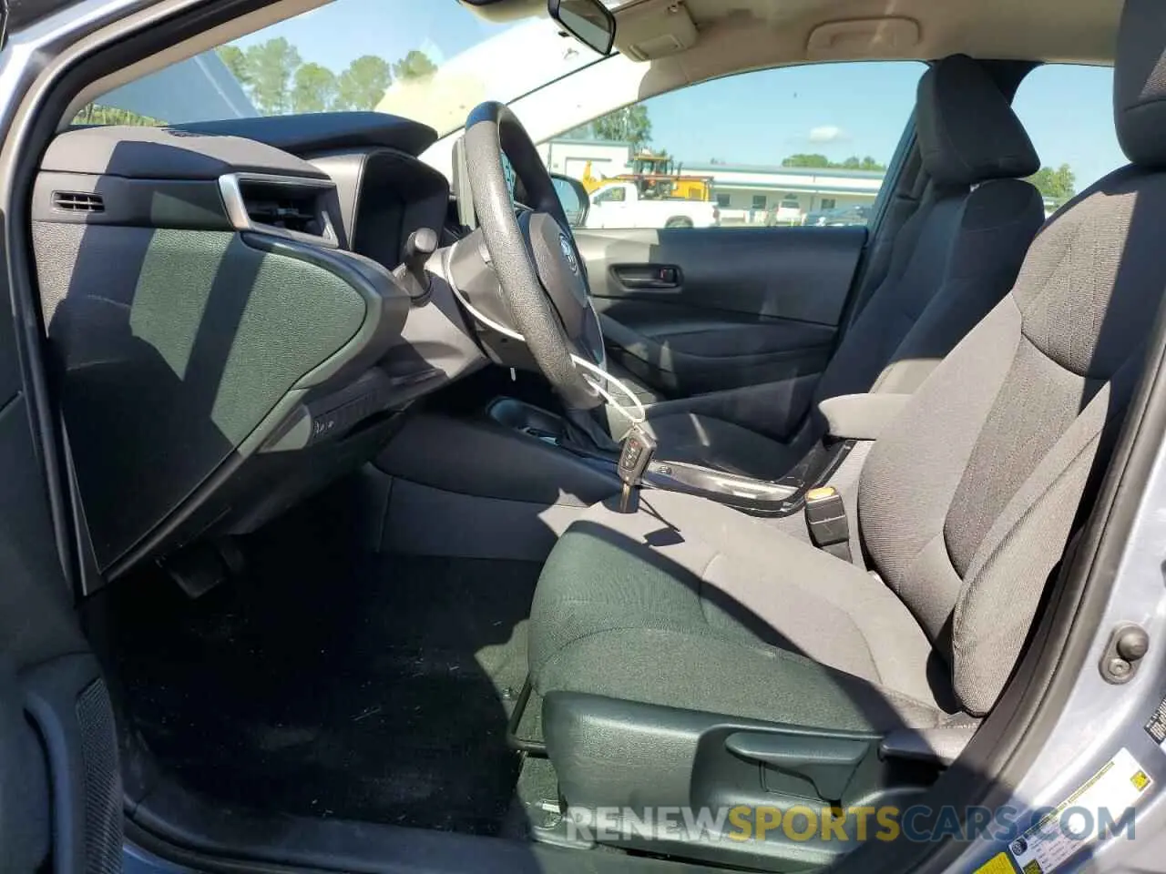 7 Photograph of a damaged car 5YFEPMAE7NP300702 TOYOTA COROLLA 2022