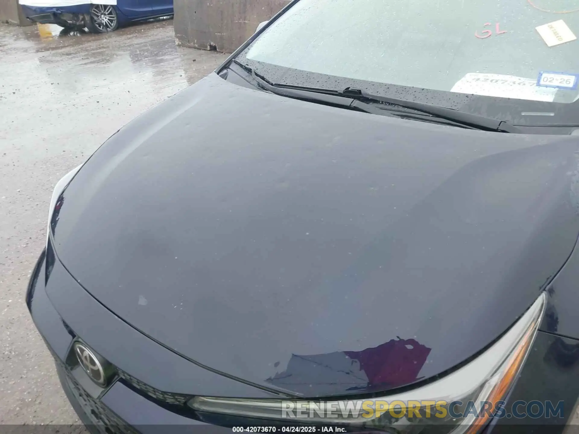 6 Photograph of a damaged car 5YFEPMAE7NP305866 TOYOTA COROLLA 2022