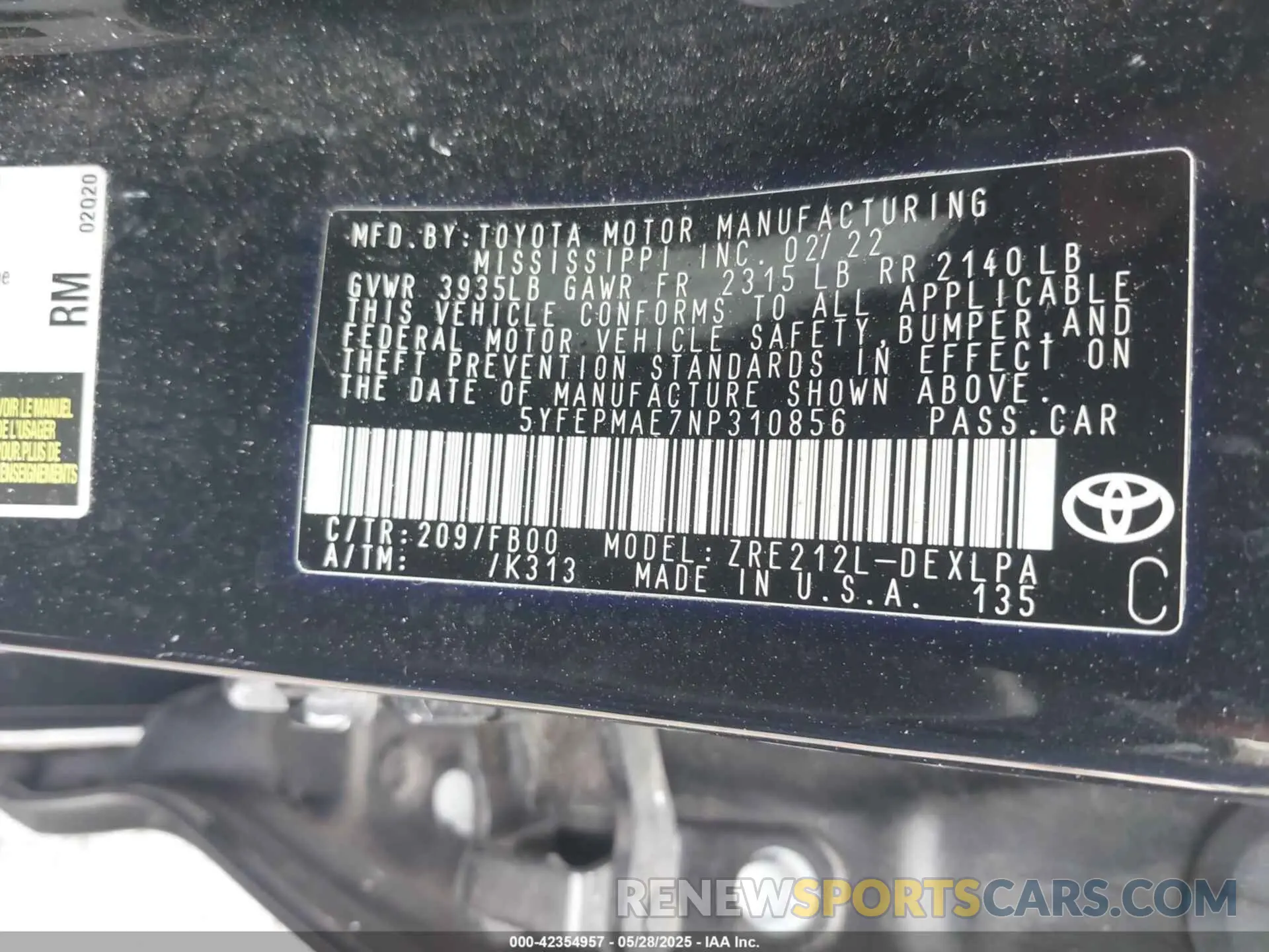 9 Photograph of a damaged car 5YFEPMAE7NP310856 TOYOTA COROLLA 2022