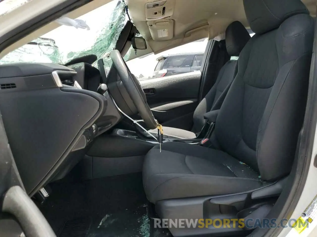 7 Photograph of a damaged car 5YFEPMAE7NP326104 TOYOTA COROLLA 2022