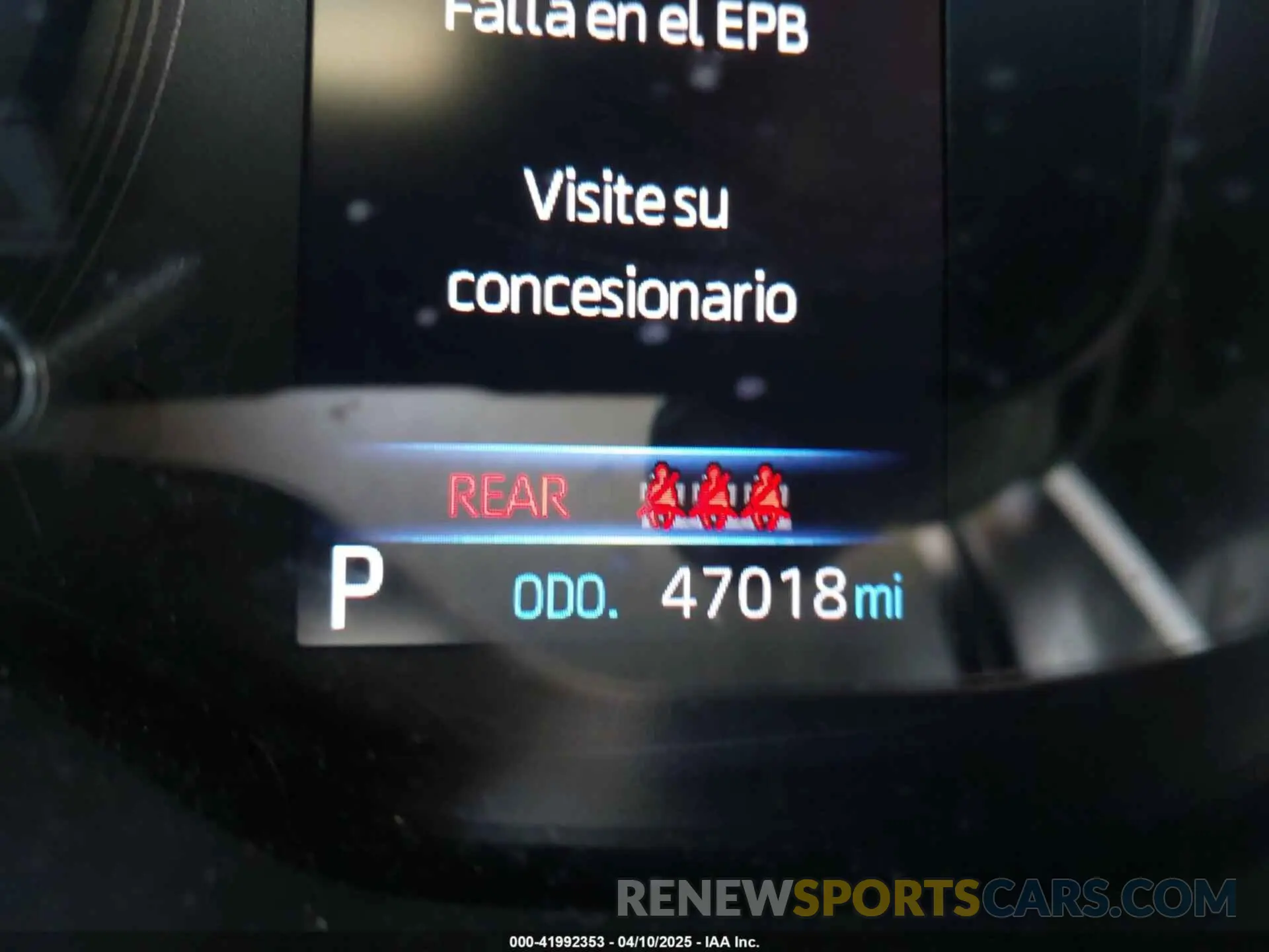 15 Photograph of a damaged car 5YFEPMAE7NP331853 TOYOTA COROLLA 2022