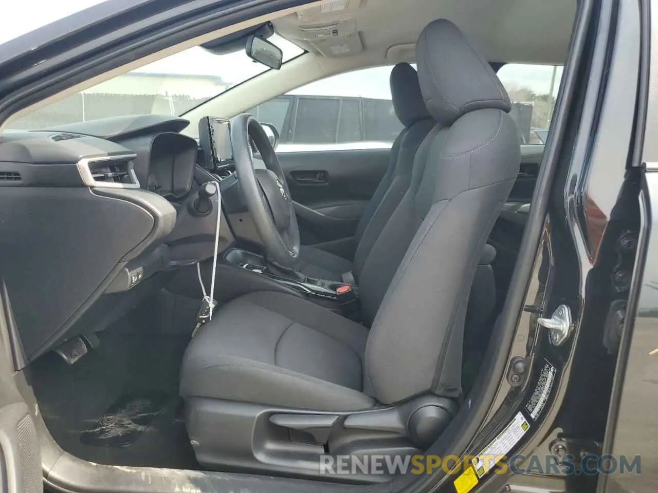 7 Photograph of a damaged car 5YFEPMAE7NP338916 TOYOTA COROLLA 2022