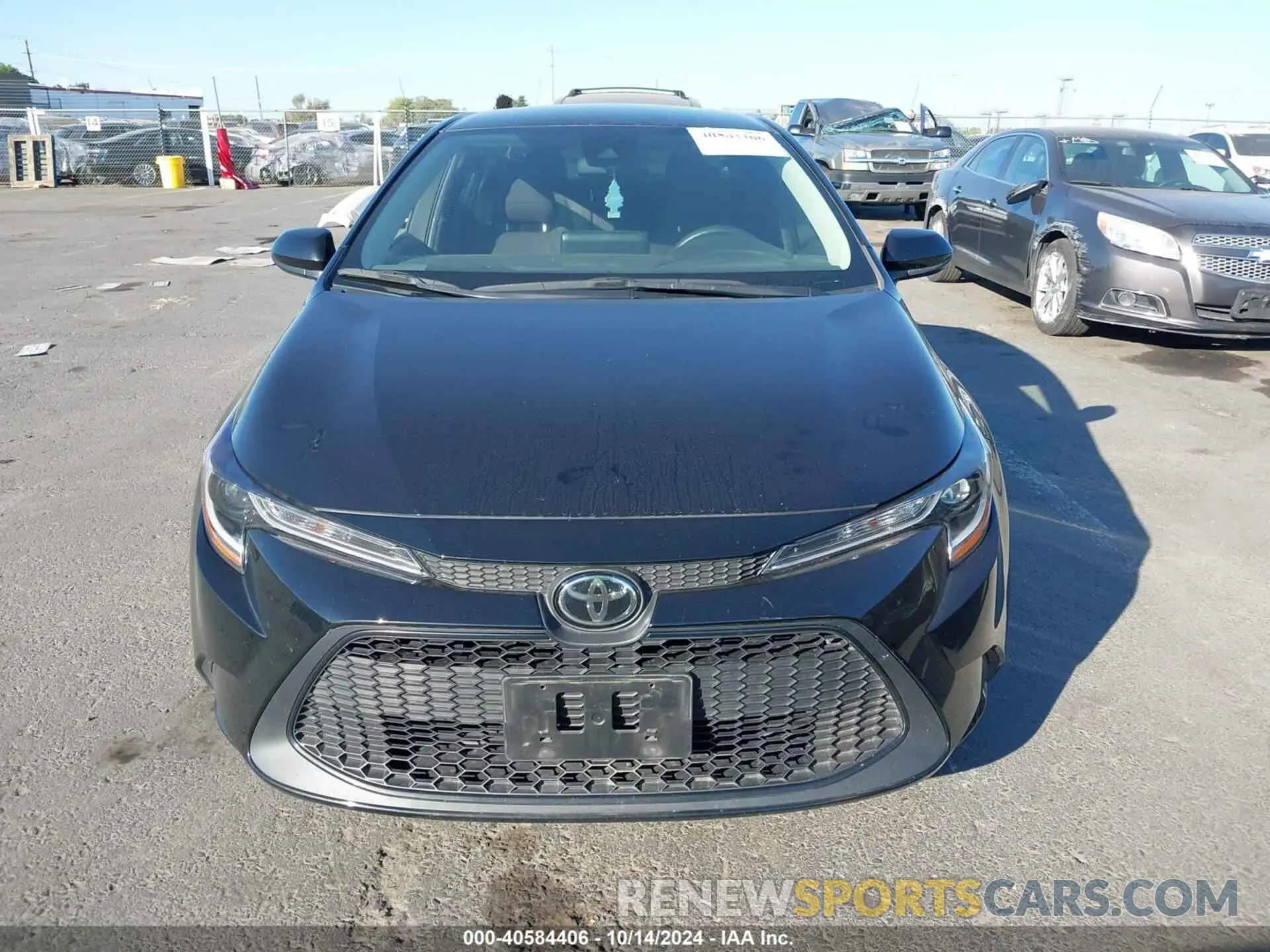 12 Photograph of a damaged car 5YFEPMAE7NP356719 TOYOTA COROLLA 2022