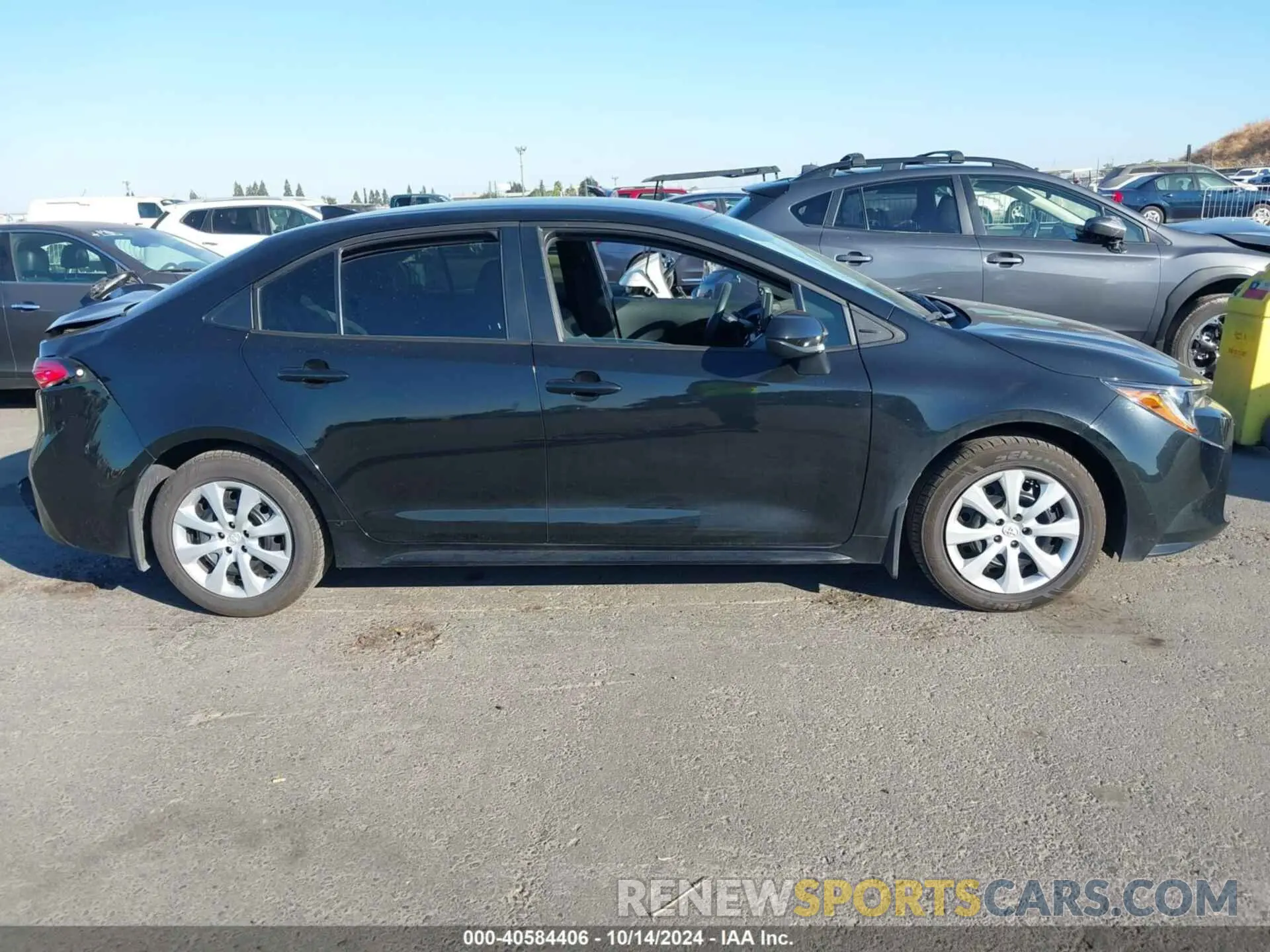 13 Photograph of a damaged car 5YFEPMAE7NP356719 TOYOTA COROLLA 2022