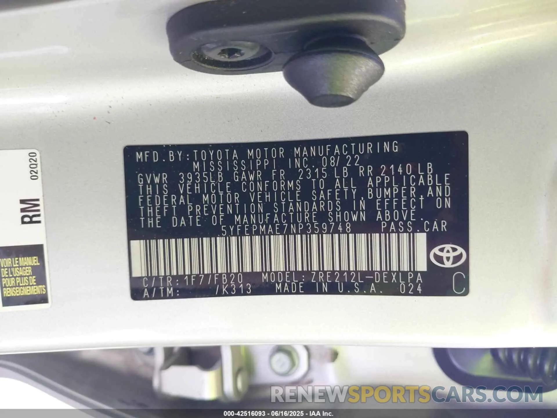 9 Photograph of a damaged car 5YFEPMAE7NP359748 TOYOTA COROLLA 2022
