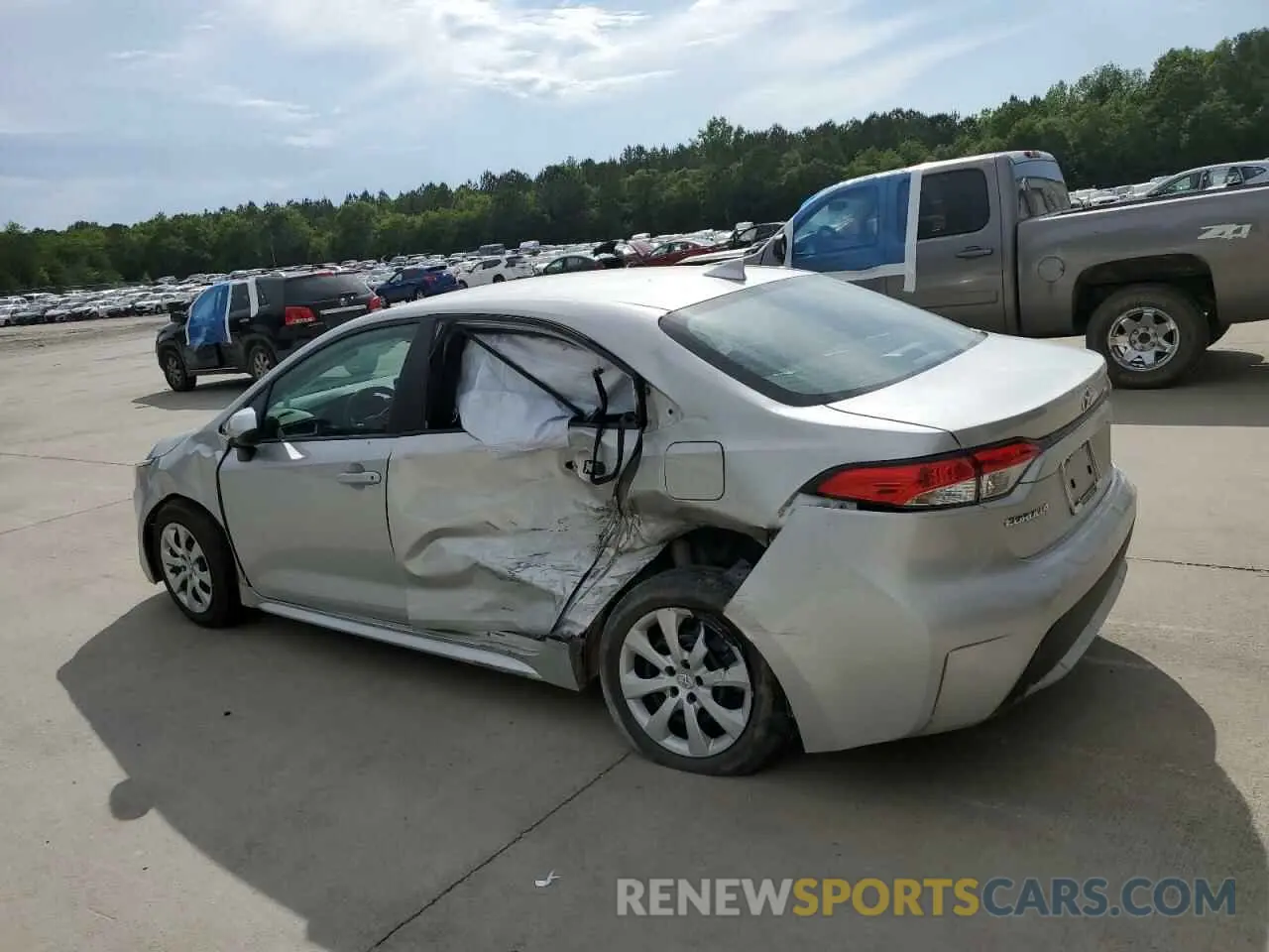 2 Photograph of a damaged car 5YFEPMAE7NP361192 TOYOTA COROLLA 2022