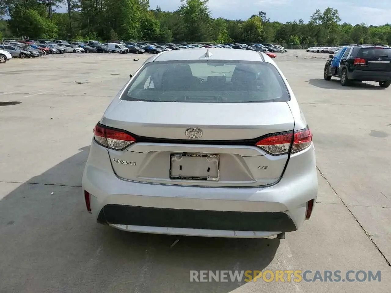 6 Photograph of a damaged car 5YFEPMAE7NP361192 TOYOTA COROLLA 2022