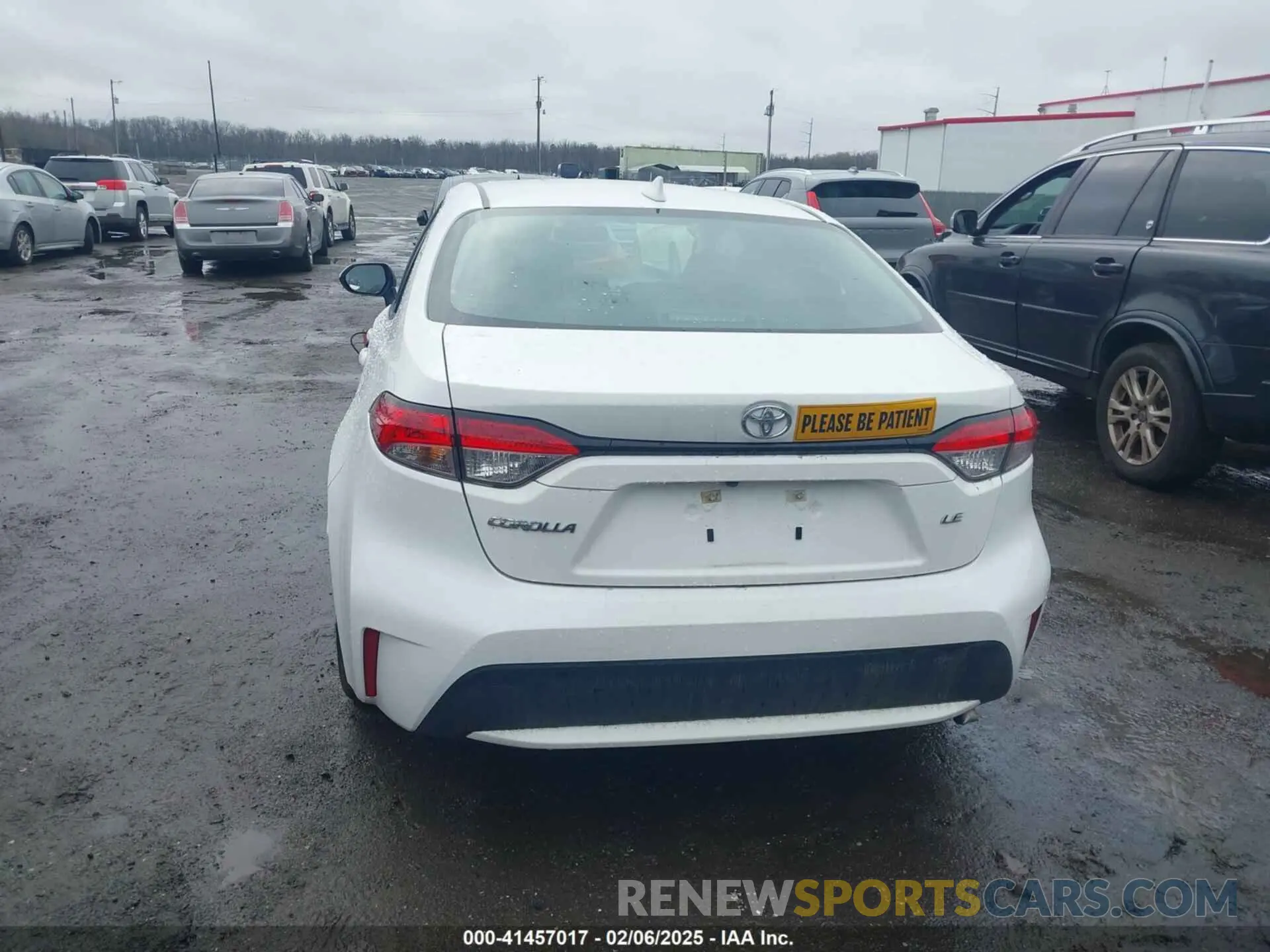 16 Photograph of a damaged car 5YFEPMAE7NP362035 TOYOTA COROLLA 2022