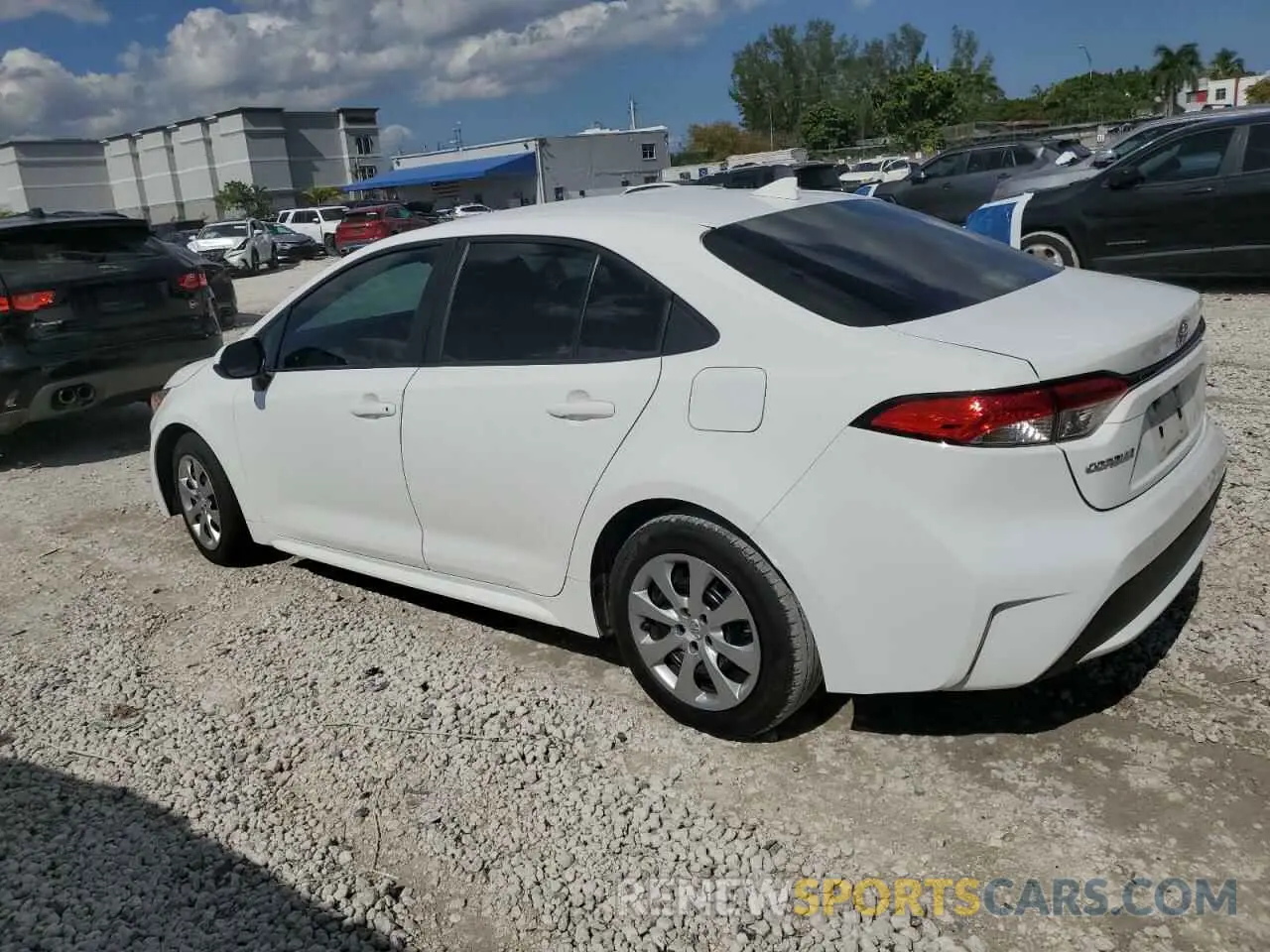 2 Photograph of a damaged car 5YFEPMAE7NP364870 TOYOTA COROLLA 2022