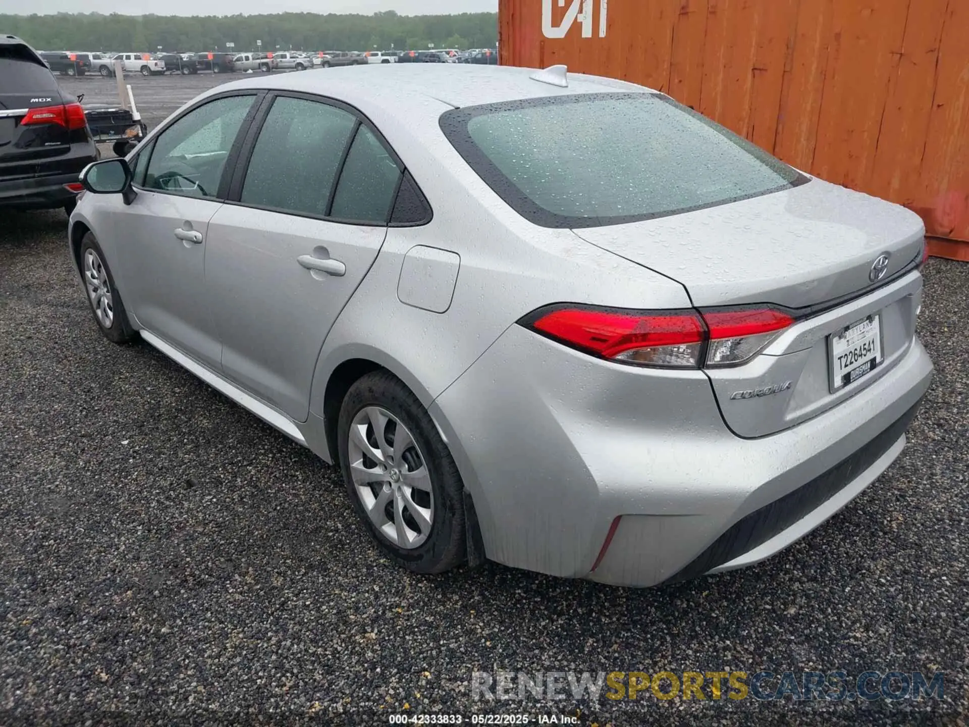 3 Photograph of a damaged car 5YFEPMAE7NP373259 TOYOTA COROLLA 2022