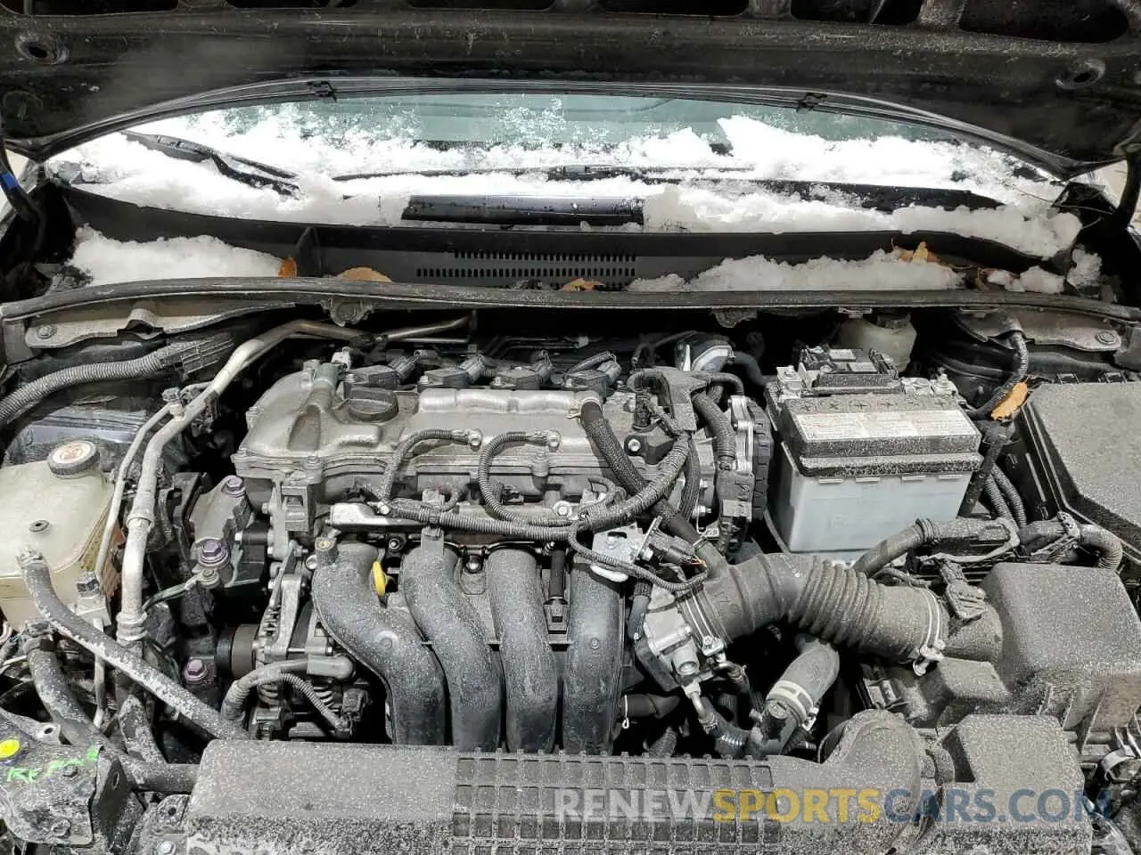 11 Photograph of a damaged car 5YFEPMAE7NP381586 TOYOTA COROLLA 2022