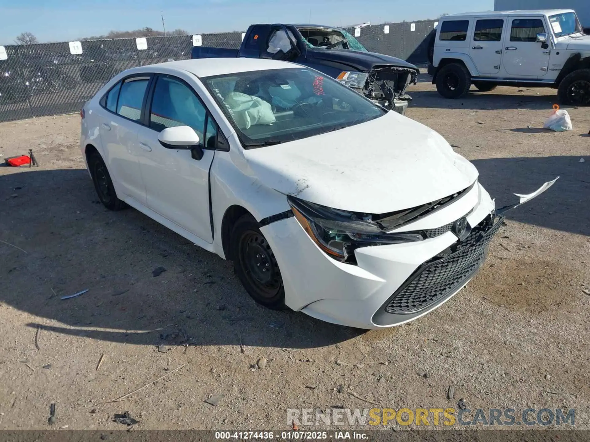1 Photograph of a damaged car 5YFEPMAE7NP390269 TOYOTA COROLLA 2022