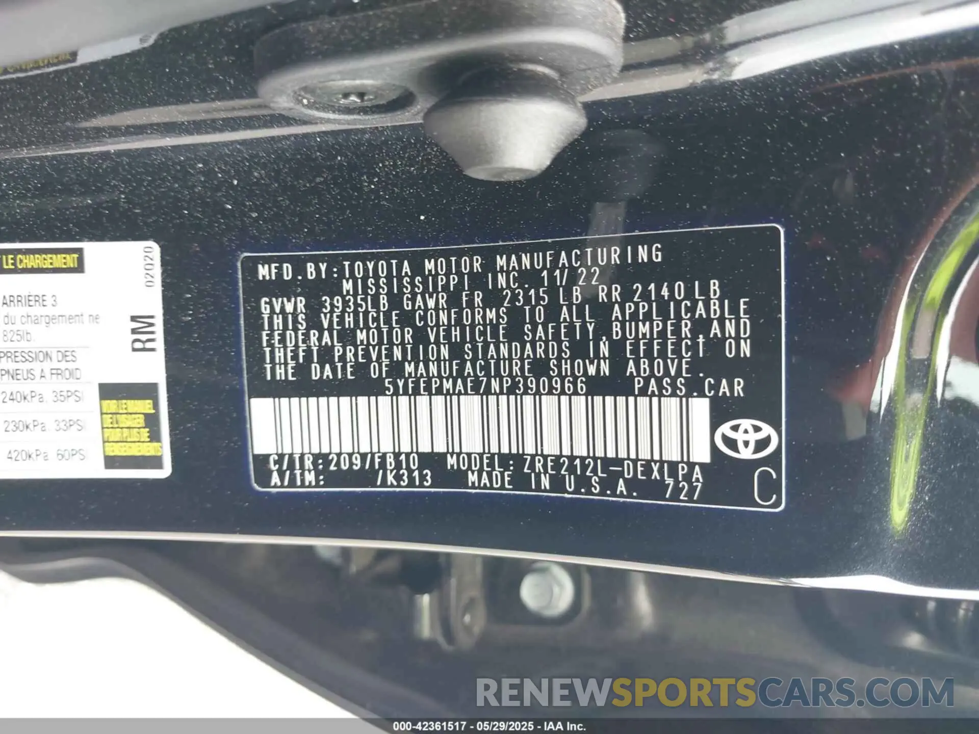 9 Photograph of a damaged car 5YFEPMAE7NP390966 TOYOTA COROLLA 2022