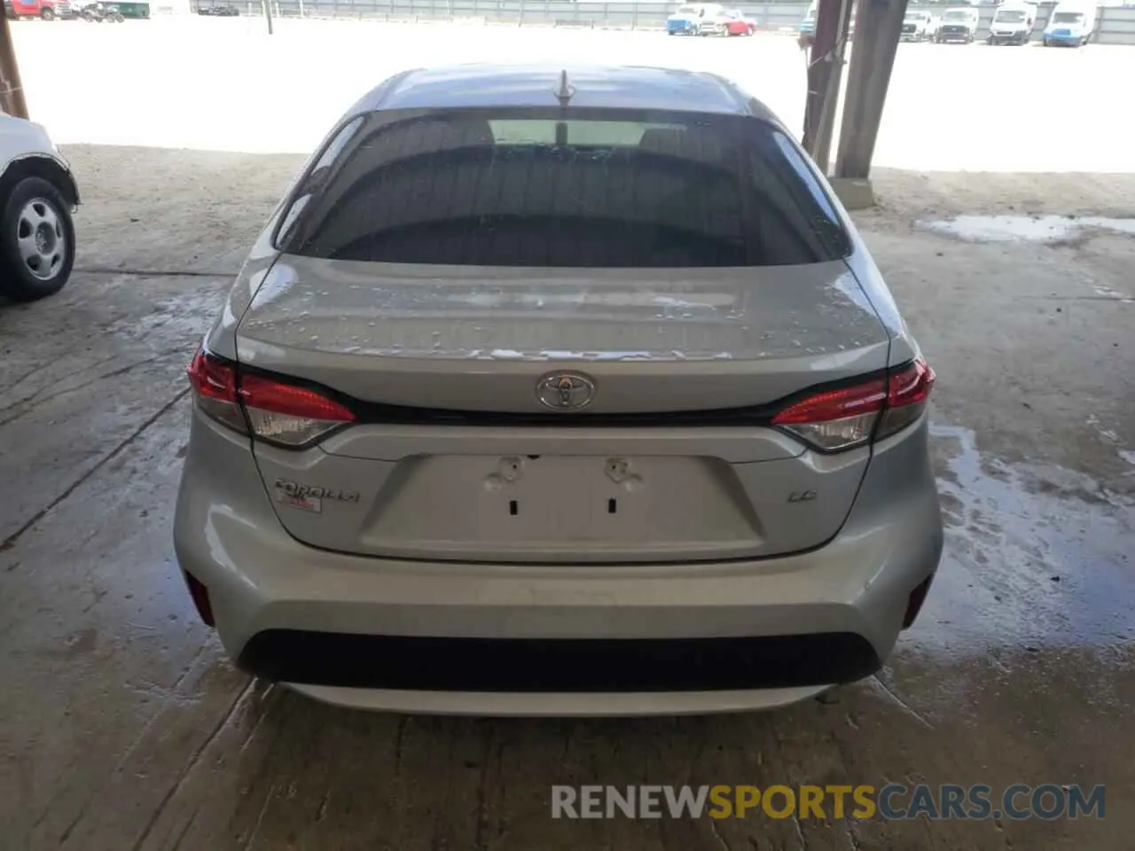 6 Photograph of a damaged car 5YFEPMAE7NP392118 TOYOTA COROLLA 2022