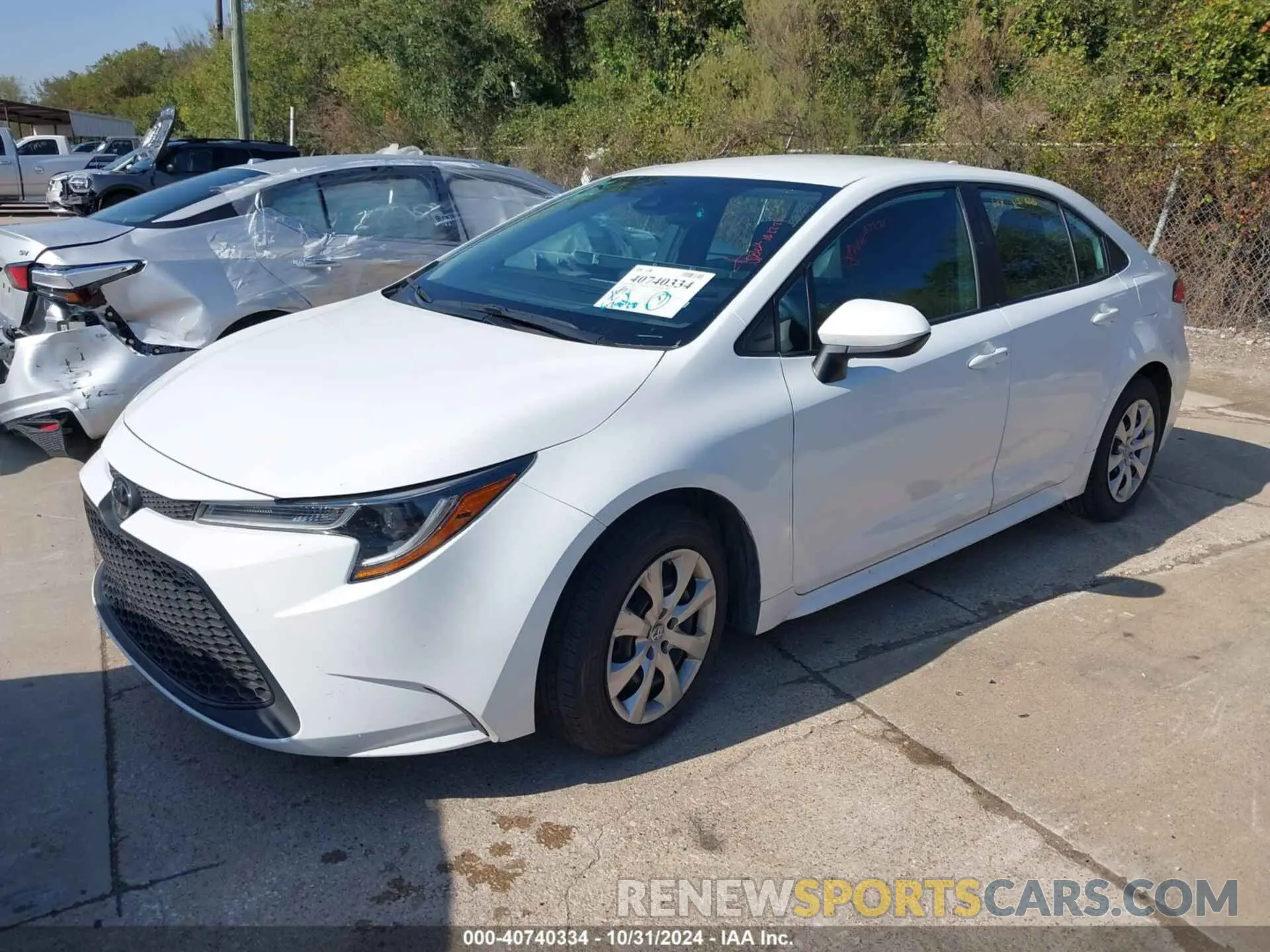2 Photograph of a damaged car 5YFEPMAE8NP296708 TOYOTA COROLLA 2022