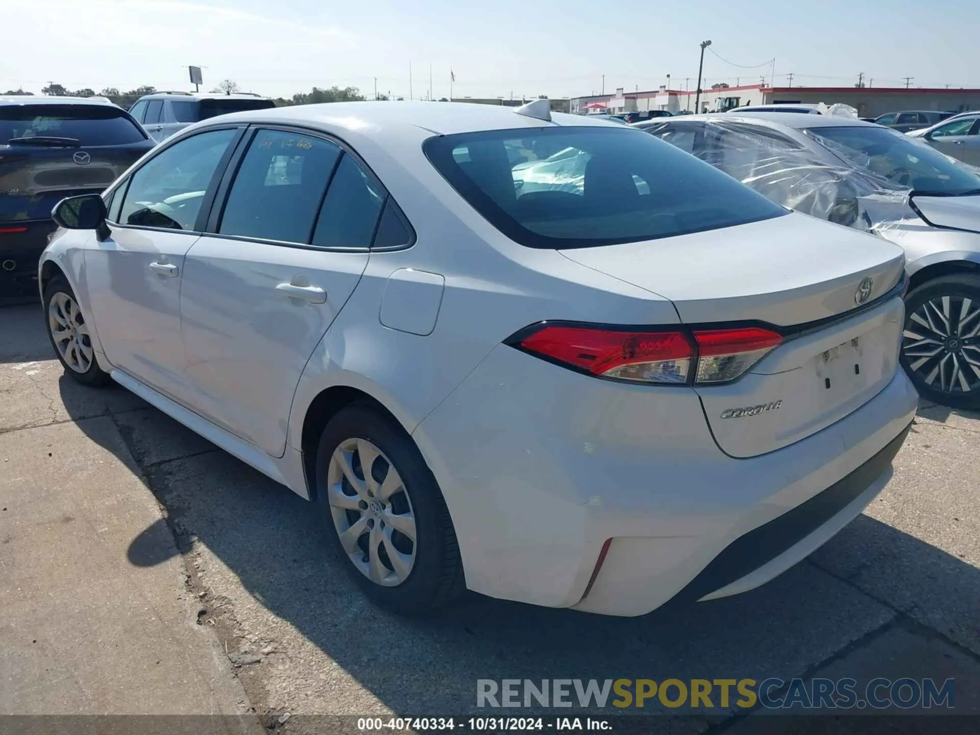 3 Photograph of a damaged car 5YFEPMAE8NP296708 TOYOTA COROLLA 2022