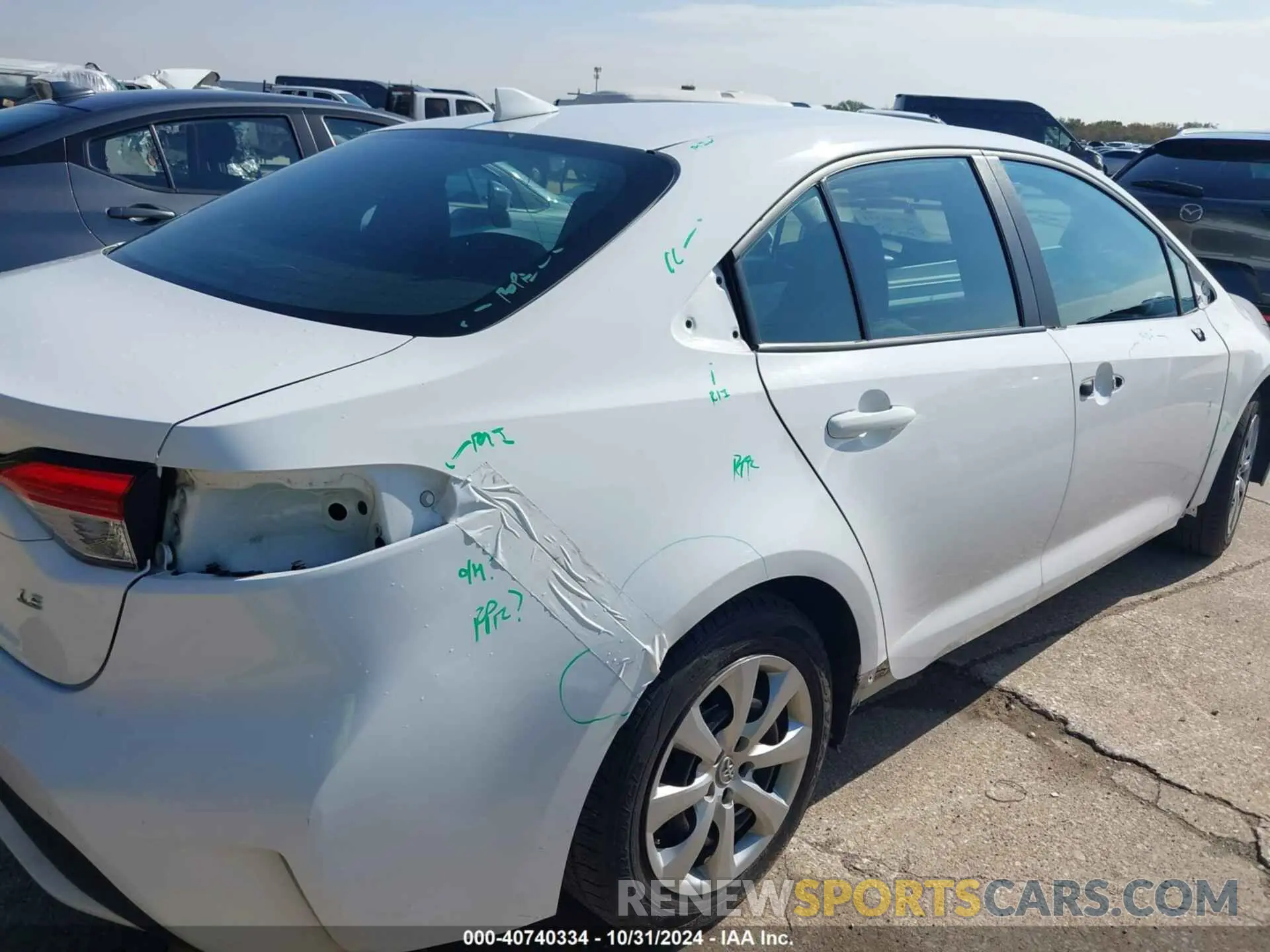 6 Photograph of a damaged car 5YFEPMAE8NP296708 TOYOTA COROLLA 2022