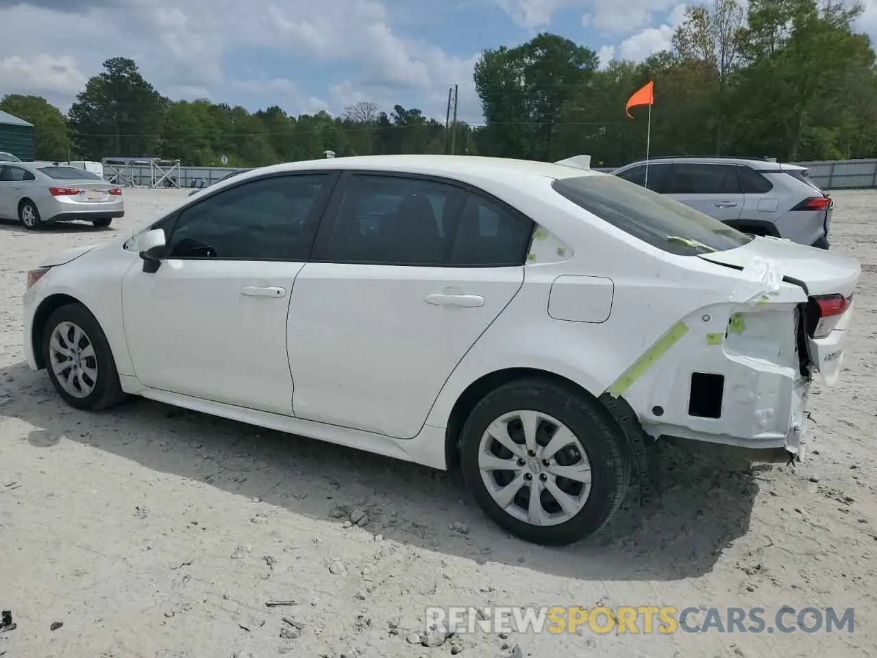 2 Photograph of a damaged car 5YFEPMAE8NP310722 TOYOTA COROLLA 2022