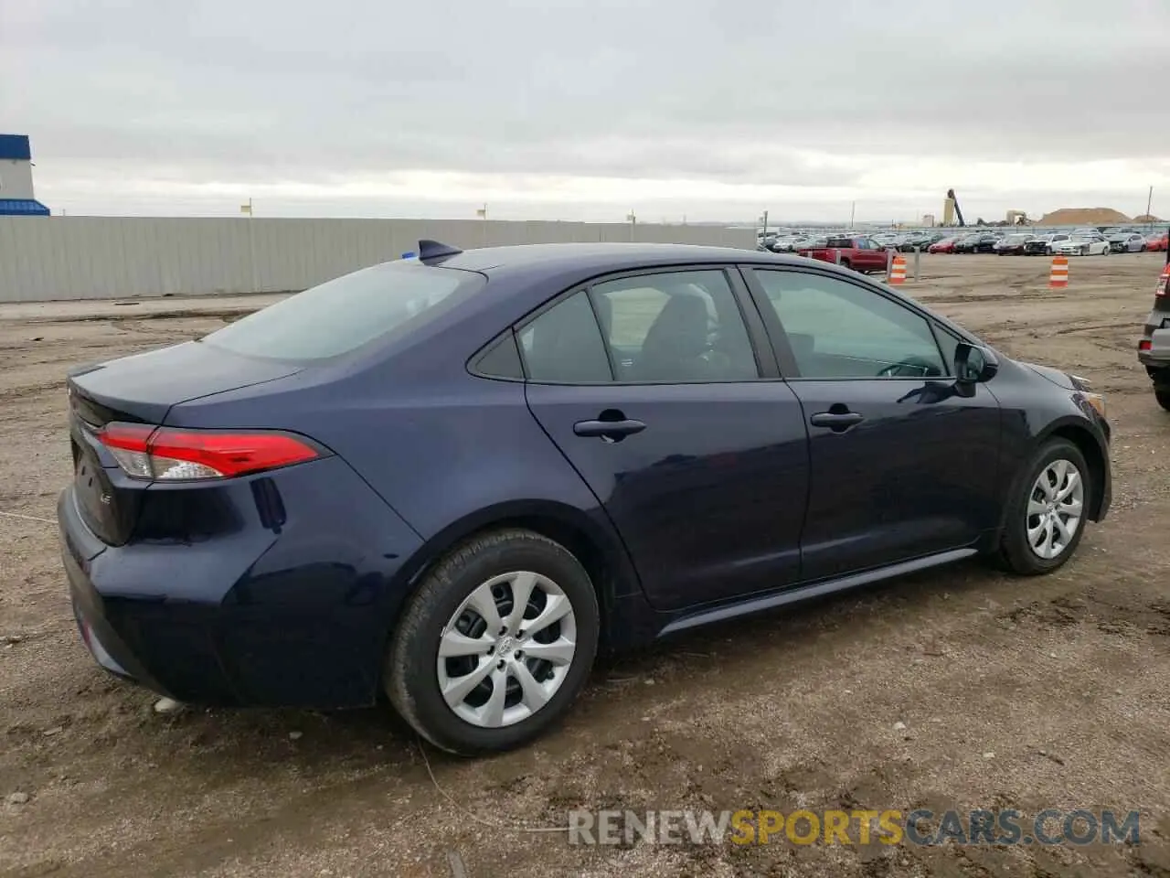 3 Photograph of a damaged car 5YFEPMAE8NP319159 TOYOTA COROLLA 2022