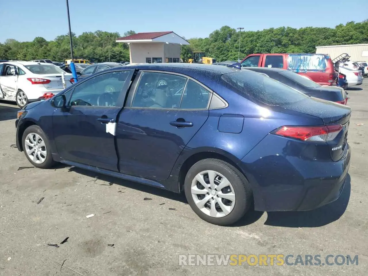 2 Photograph of a damaged car 5YFEPMAE8NP320893 TOYOTA COROLLA 2022