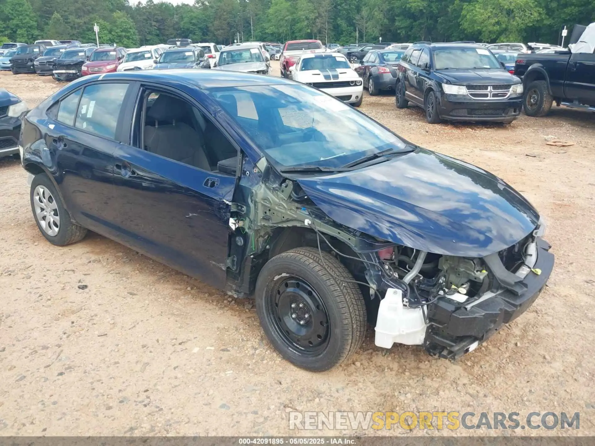 1 Photograph of a damaged car 5YFEPMAE8NP321767 TOYOTA COROLLA 2022
