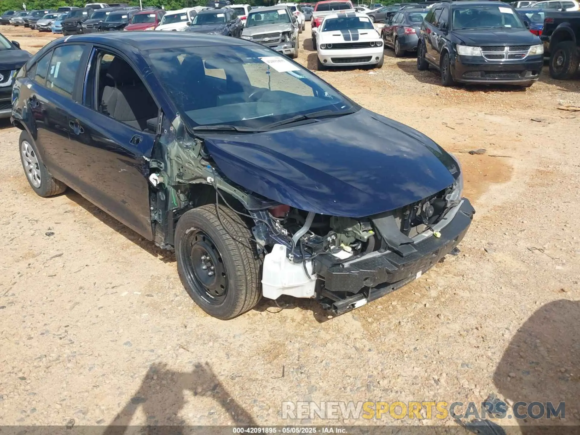 6 Photograph of a damaged car 5YFEPMAE8NP321767 TOYOTA COROLLA 2022
