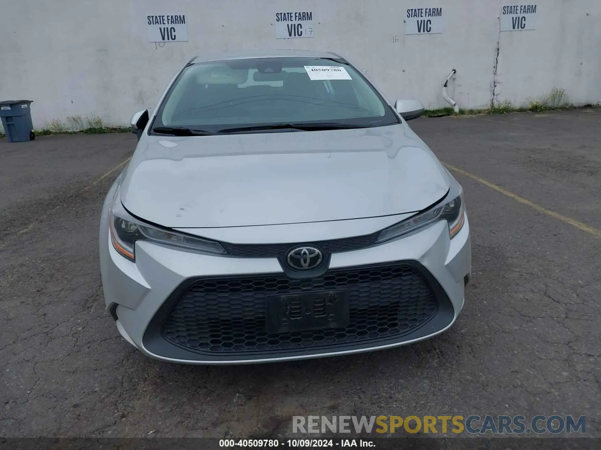 6 Photograph of a damaged car 5YFEPMAE8NP339699 TOYOTA COROLLA 2022