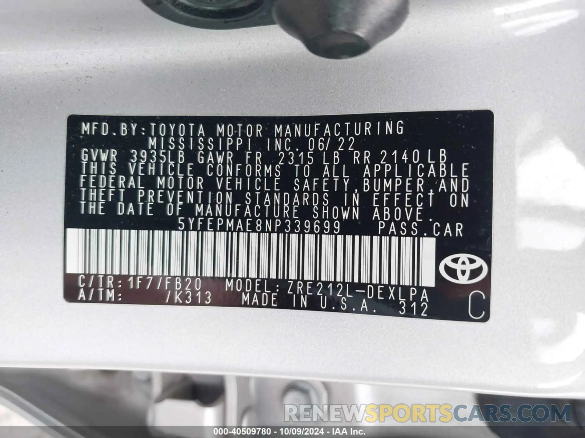 9 Photograph of a damaged car 5YFEPMAE8NP339699 TOYOTA COROLLA 2022