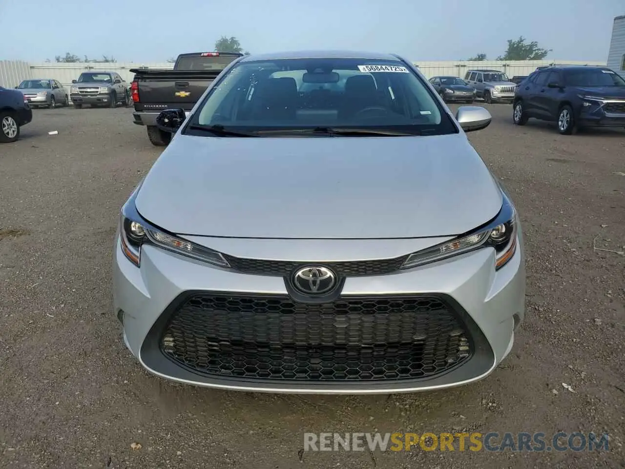5 Photograph of a damaged car 5YFEPMAE8NP340044 TOYOTA COROLLA 2022