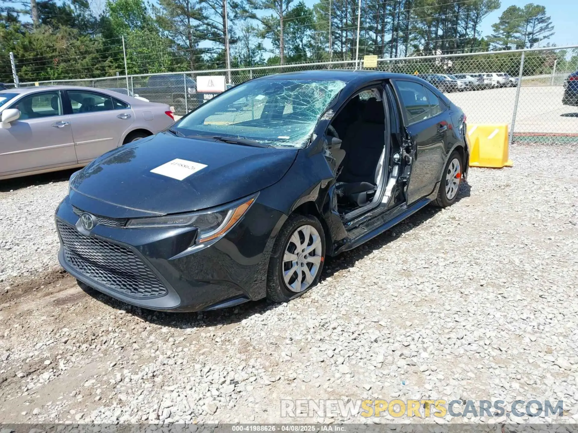 2 Photograph of a damaged car 5YFEPMAE8NP342053 TOYOTA COROLLA 2022