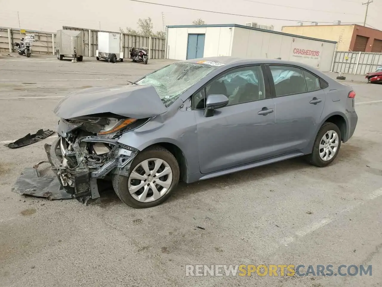 1 Photograph of a damaged car 5YFEPMAE8NP361993 TOYOTA COROLLA 2022