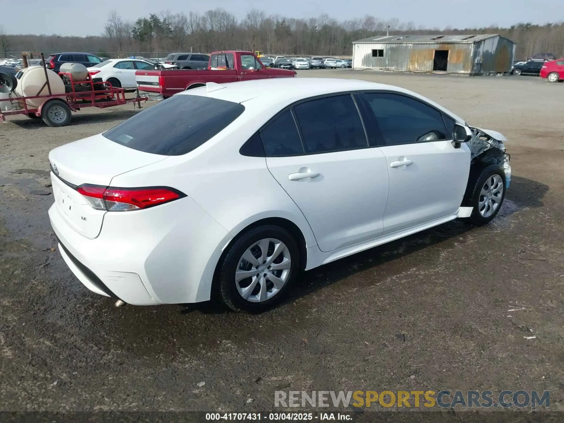 4 Photograph of a damaged car 5YFEPMAE8NP362013 TOYOTA COROLLA 2022