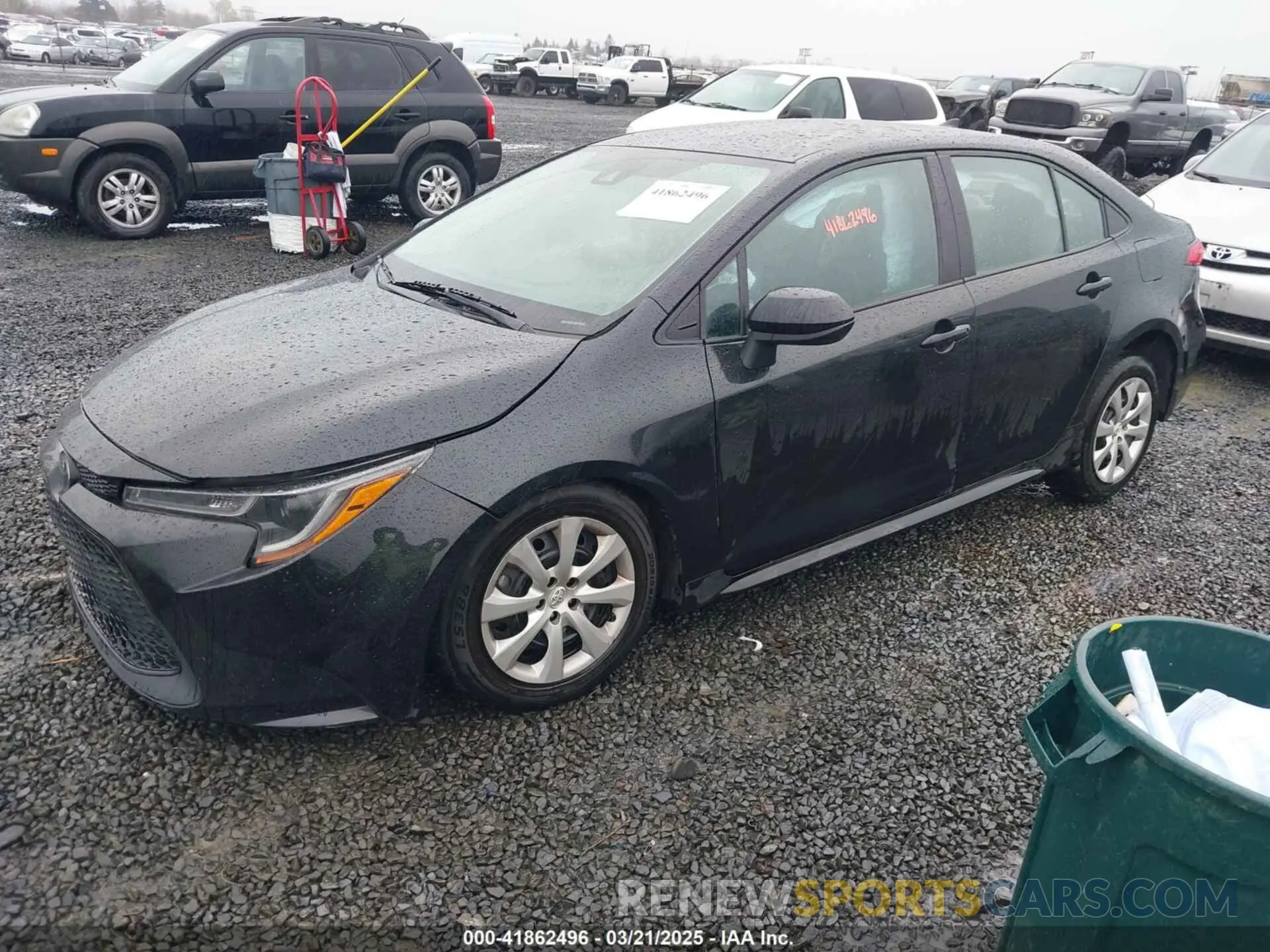 2 Photograph of a damaged car 5YFEPMAE8NP369091 TOYOTA COROLLA 2022