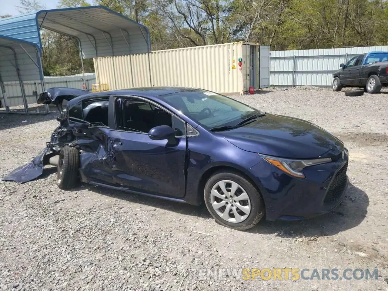 4 Photograph of a damaged car 5YFEPMAE8NP377529 TOYOTA COROLLA 2022