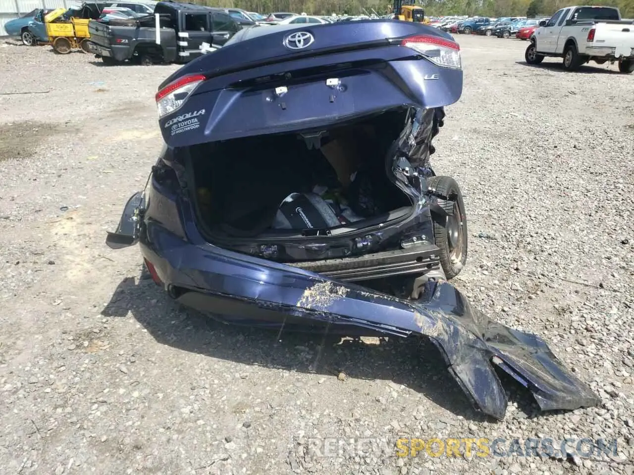 6 Photograph of a damaged car 5YFEPMAE8NP377529 TOYOTA COROLLA 2022