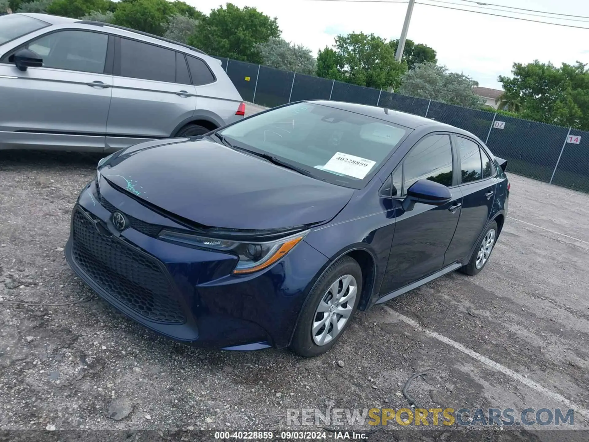 2 Photograph of a damaged car 5YFEPMAE8NP380270 TOYOTA COROLLA 2022